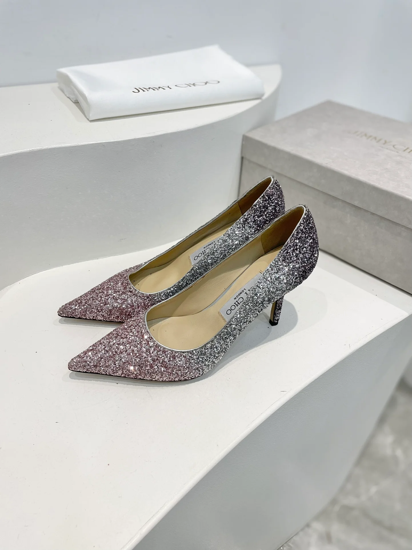 Туфли-лодочки Jimmy с острым носком на шпильке - черно-фиолетовые