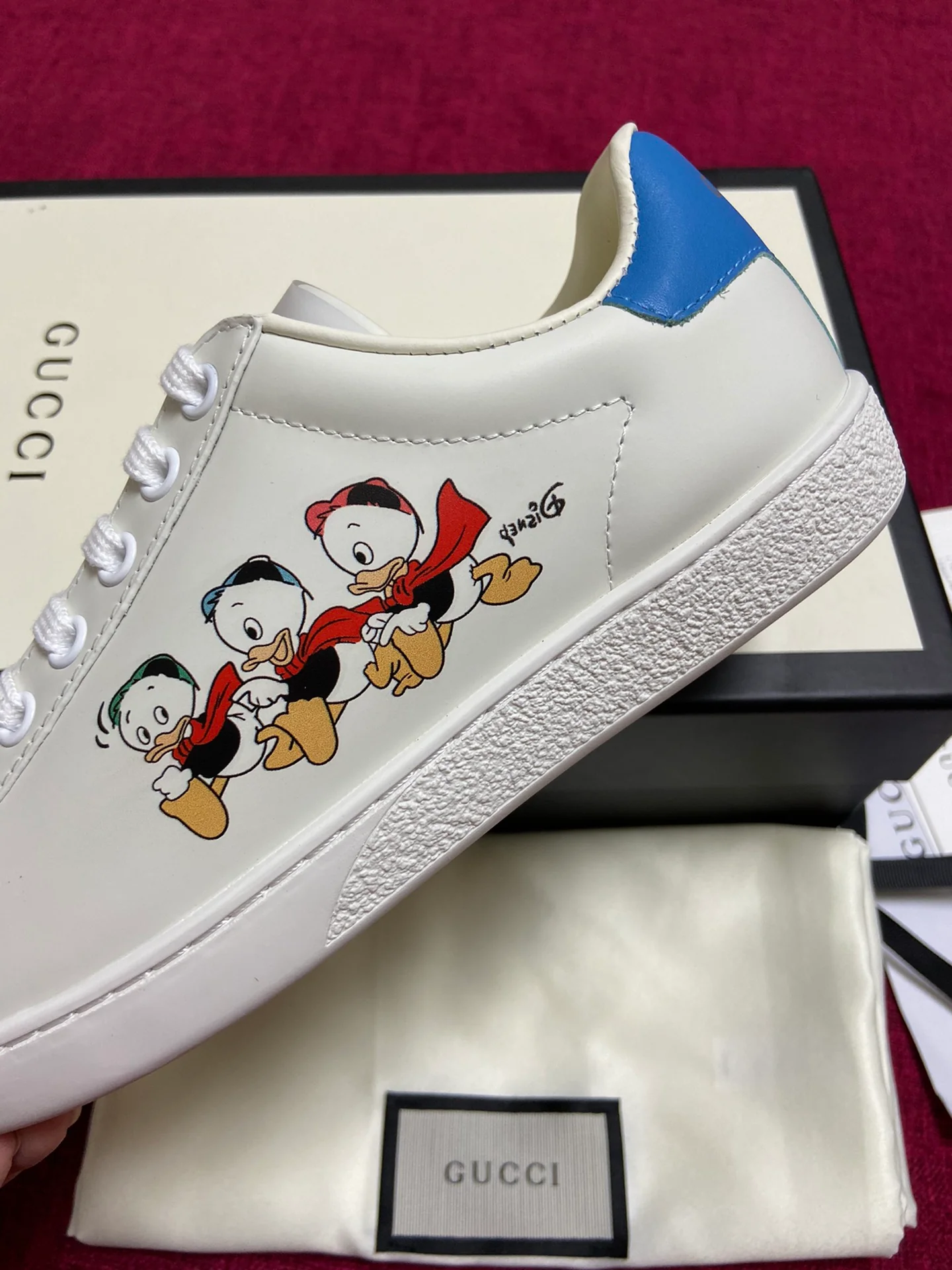 Gucci - Белые кроссовки - Кроссовки - Повседневная обувь - 2