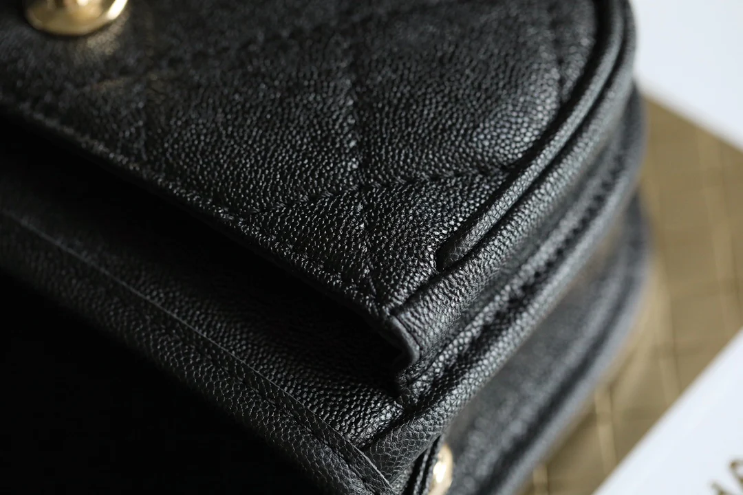 Сумка-мессенджер Chanel