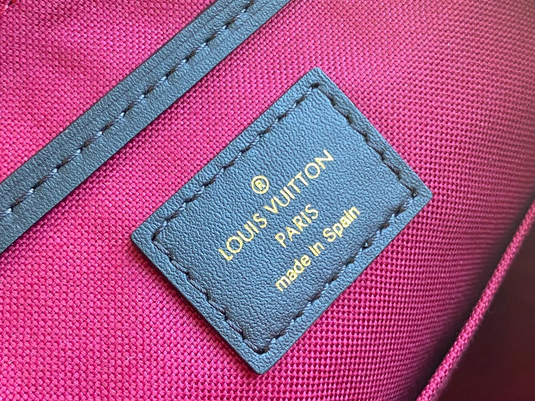 lv-m45516-black mini-montsouris-bb-back bag