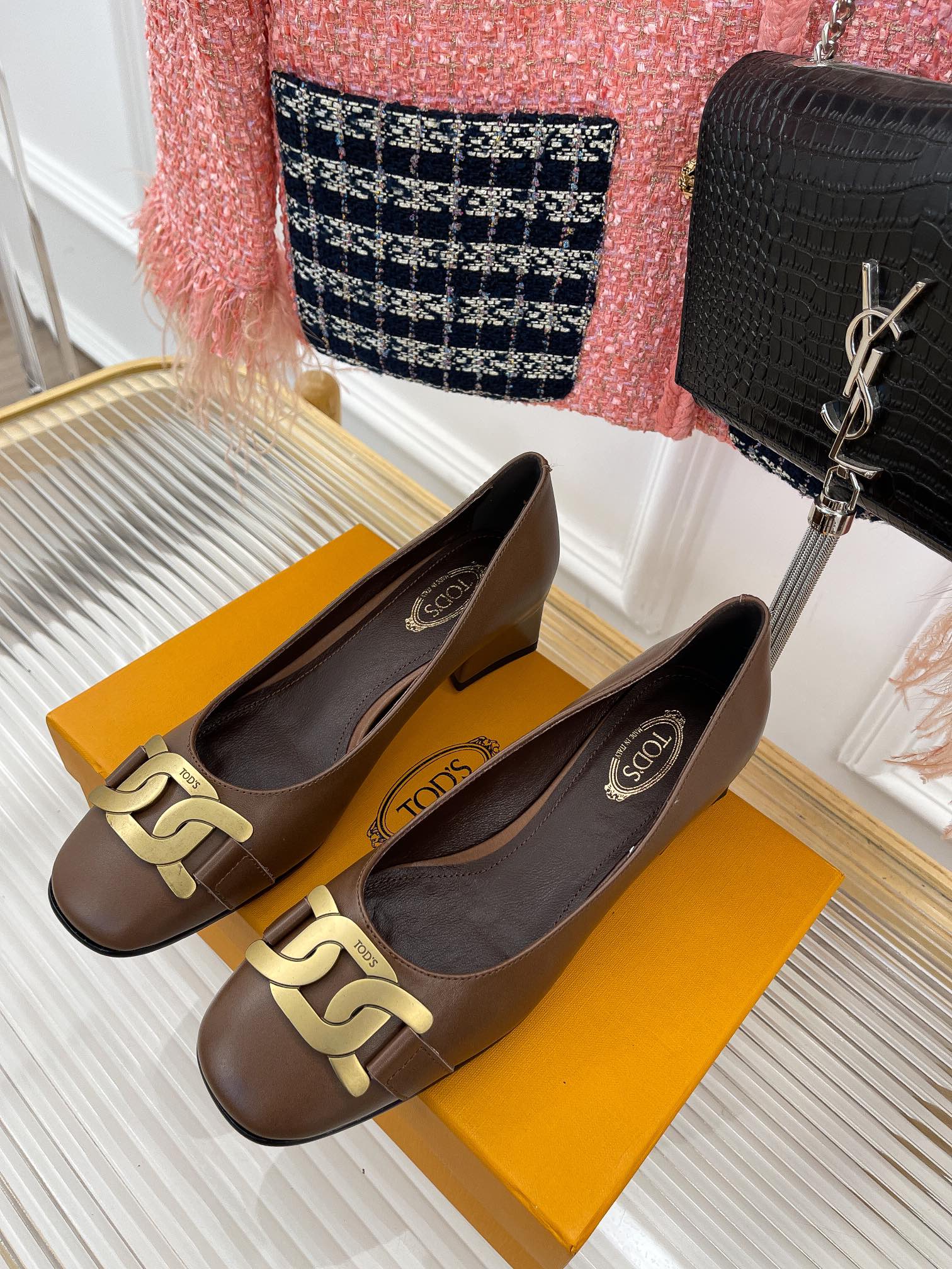 Tods - Лоферы с металлической пряжкой - Коричневые