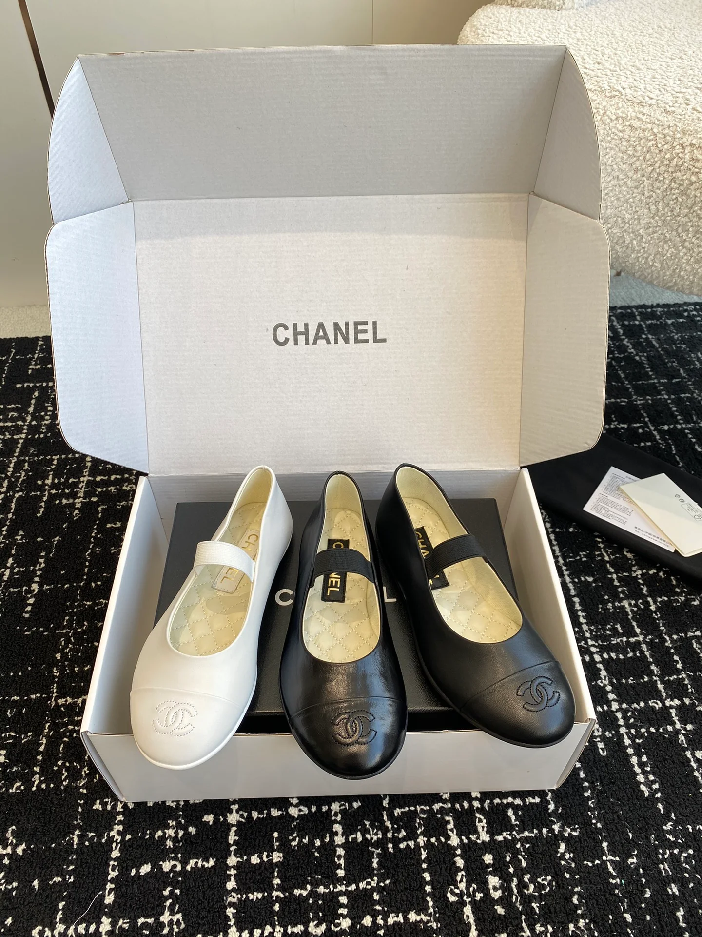 Балетки Chanel 2024 — изображение из коллекции — 2