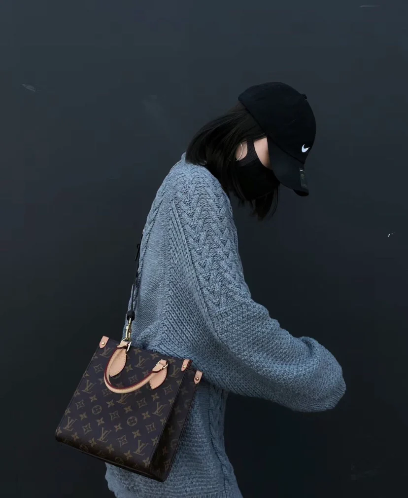 m46265-LV-sac-plat-bb Сумка для нот - Сумка через плечо