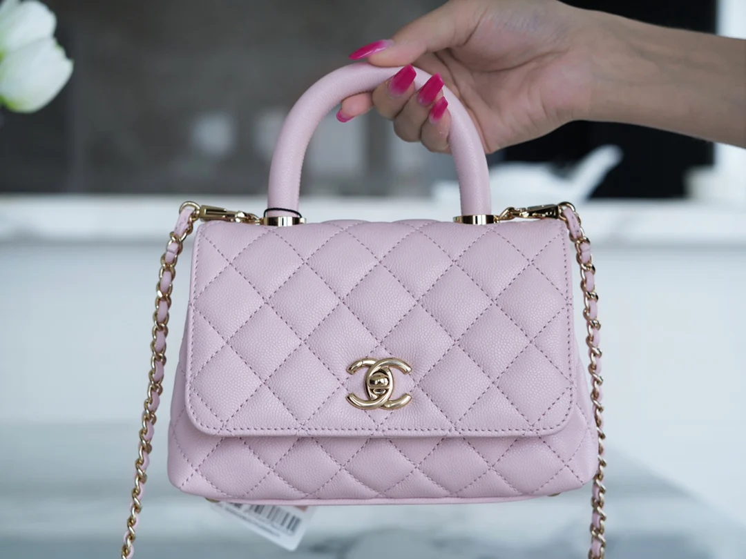 Мини-сумка Chanel Coco Handle, цветущая вишня, розового цвета.