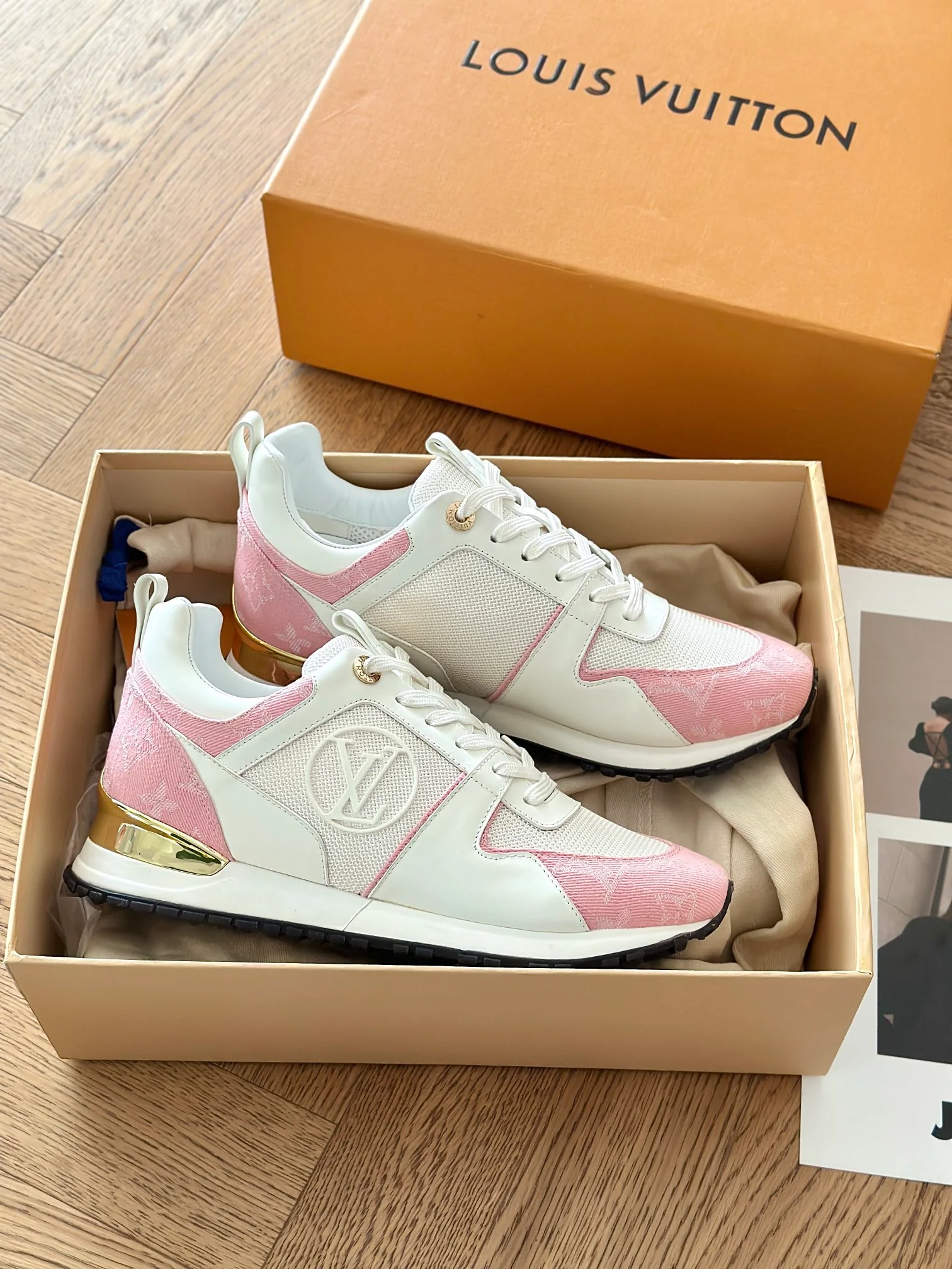 Кроссовки LV Runaway - джинсовые - розовые