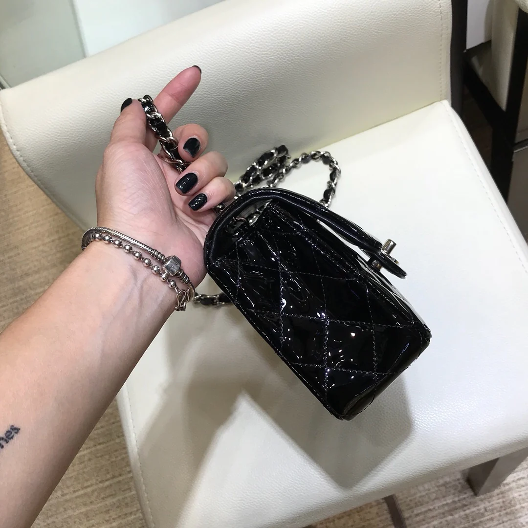 Сумка Chanel CF - лакированная кожа - серебряная цепочка - 25 см - 1