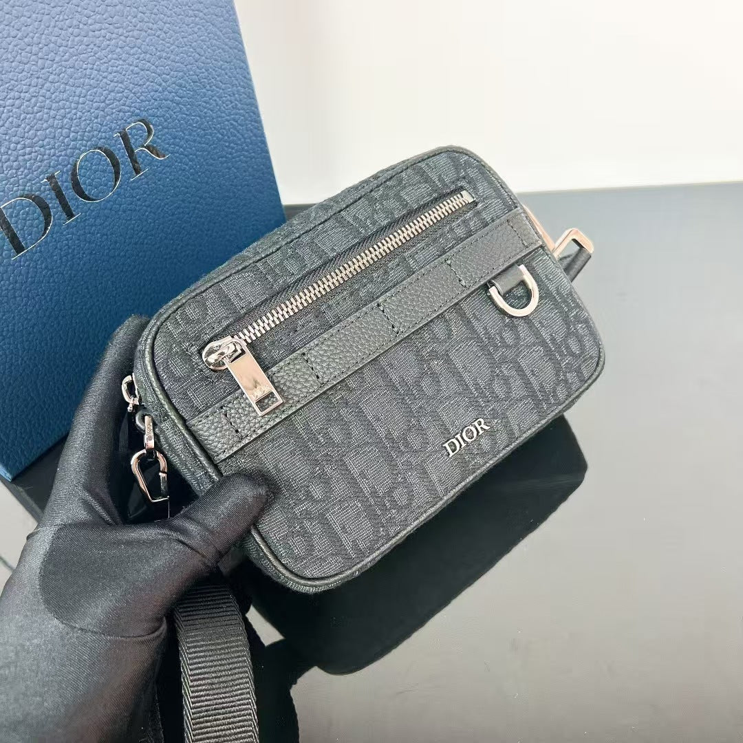 Сумка-фотоаппарат Dior Safari Monogram Jacquard - Mini - Midnight Black