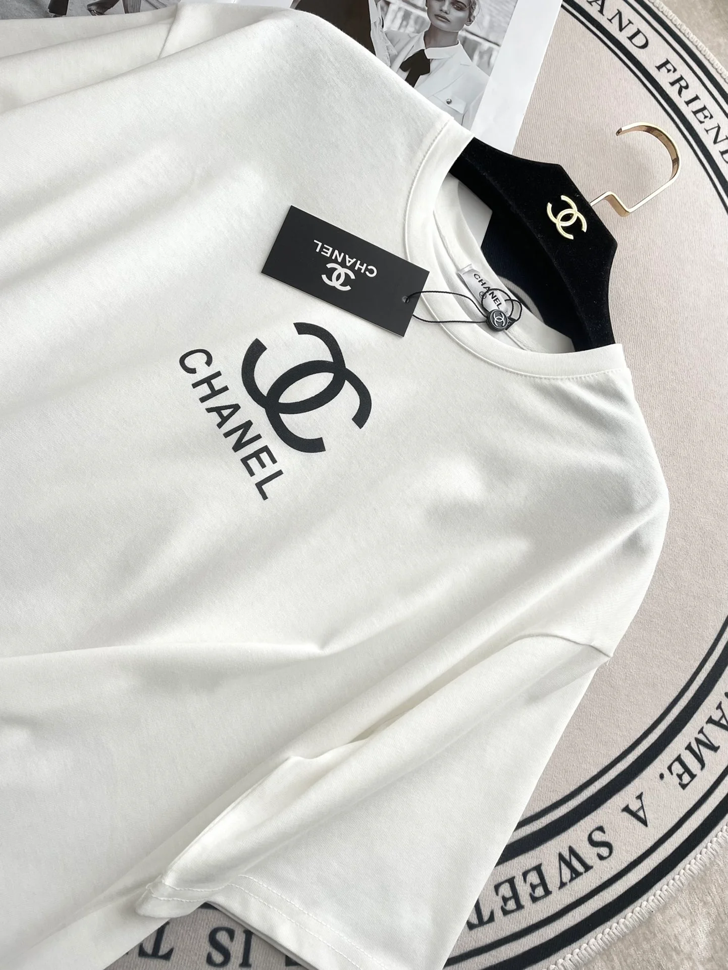 Chanel 2403 - Простая свободная хлопковая футболка с коротким рукавом