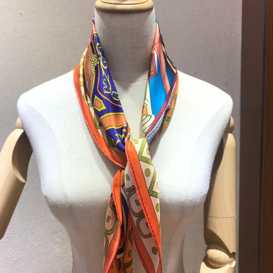 Hermes - Новейший шарф Garden Diamond - 100% - Твиловый шелк - 43 - 115 см - 5