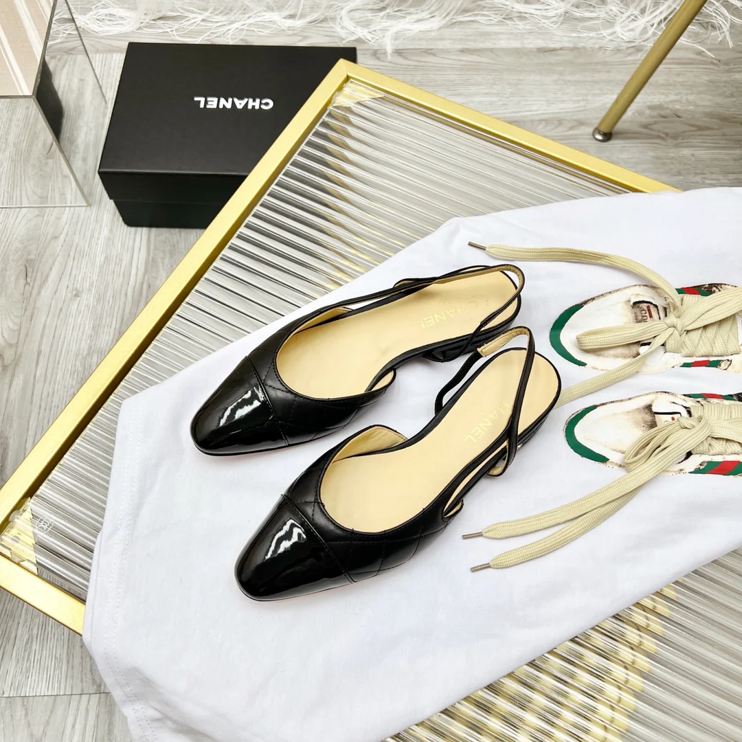 Классические сандалии Chanel из стеганой овечьей кожи с открытой пяткой - на плоской подошве - размеры 35-39-34-40-41 (изготовление на заказ)