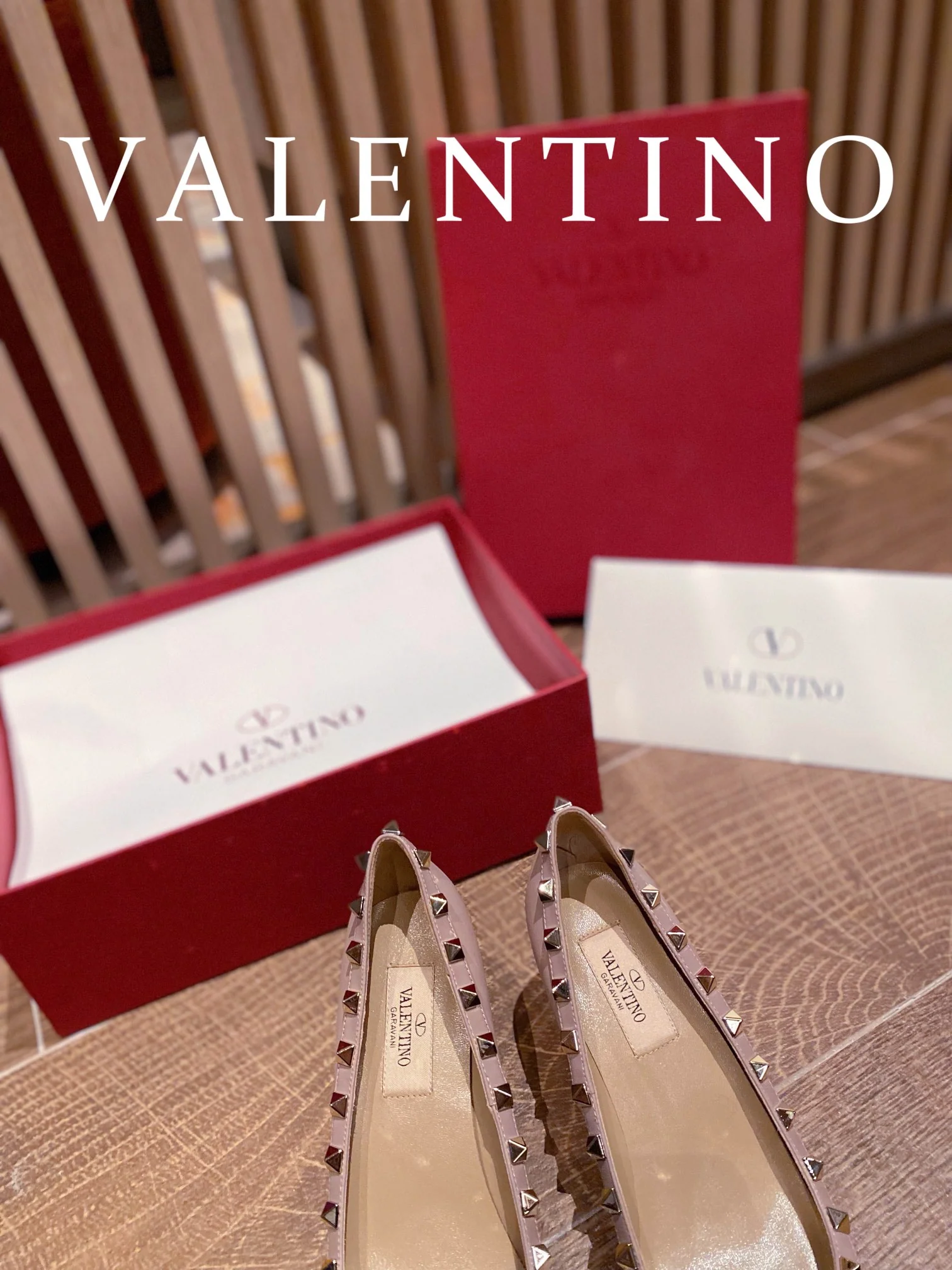 Классические туфли на среднем каблуке Valentino - розовые