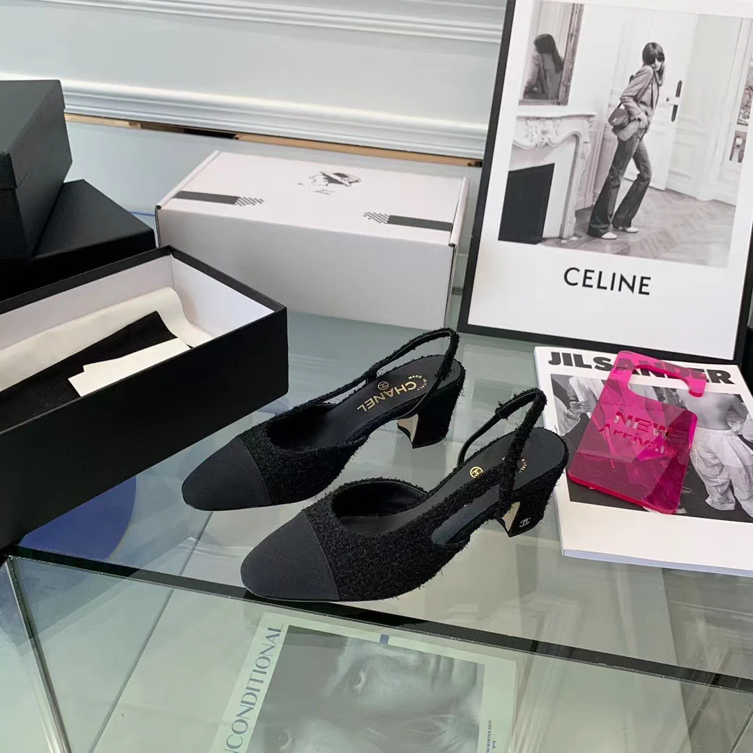 Классические сандалии Chanel на массивном каблуке - Черные - 1