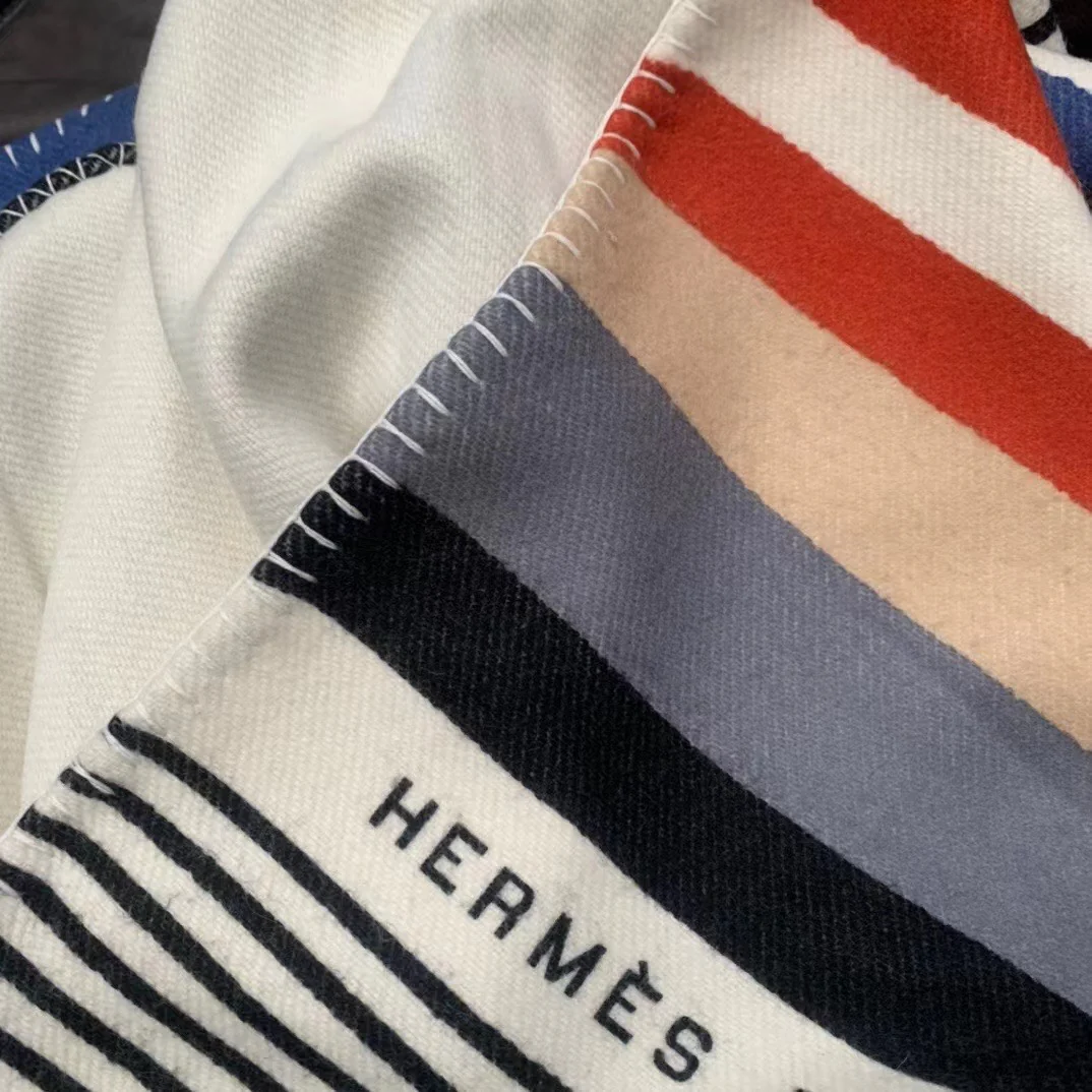 Hermes - Новое одеяло с тигром