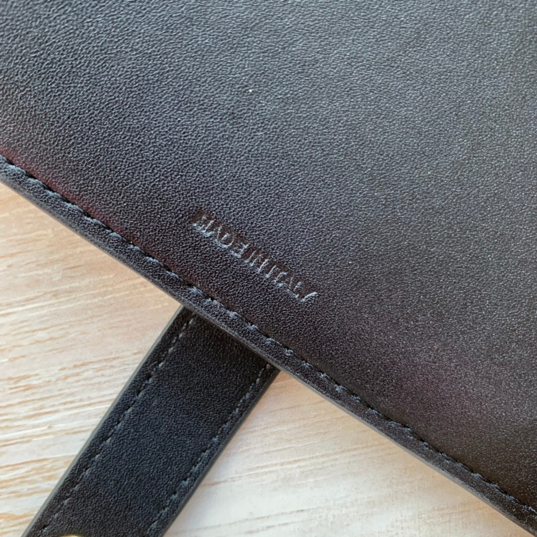 Кошелек Celine Strap из зернистой телячьей кожи - 11