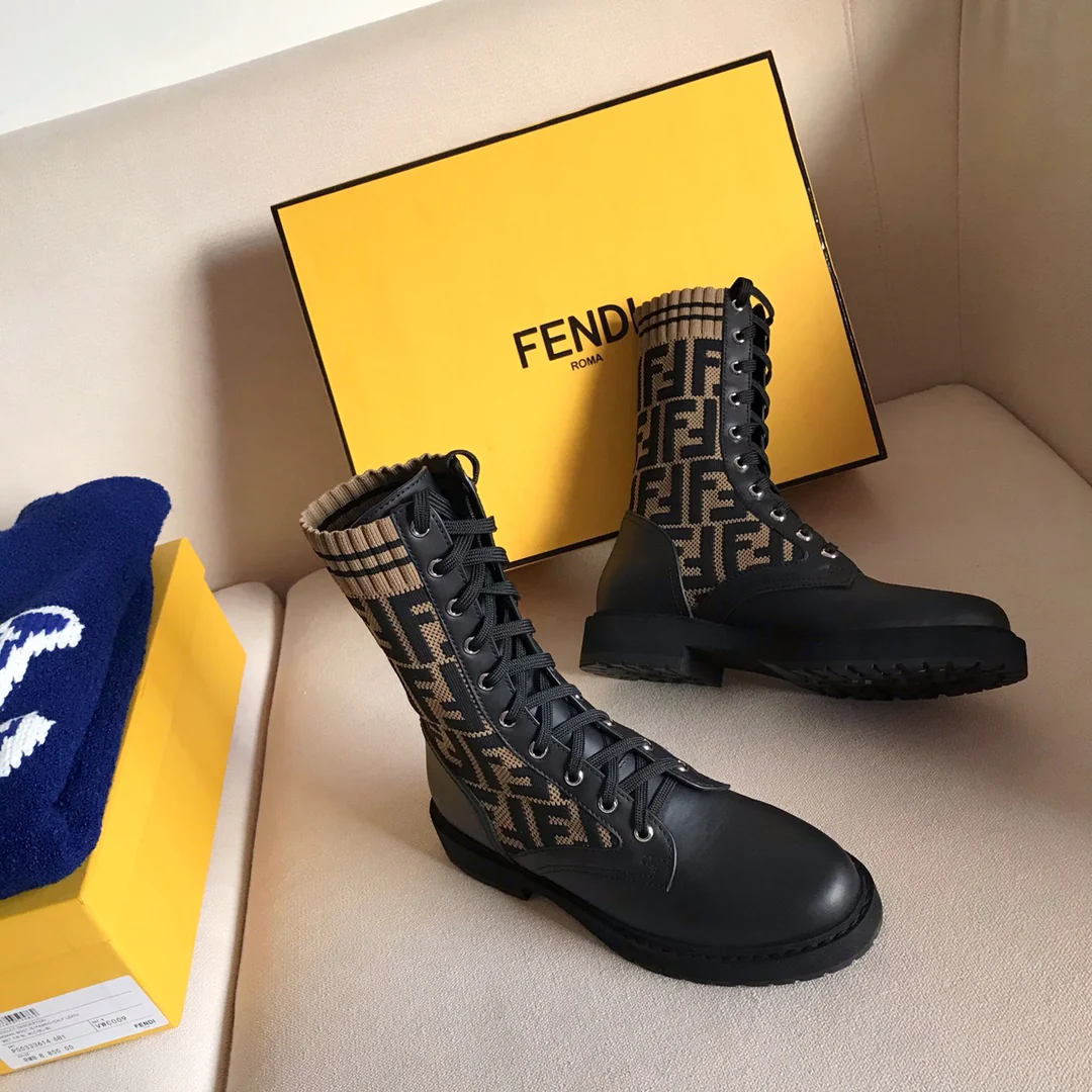 Fendi - Потрясающие ботильоны-носки на шнуровке