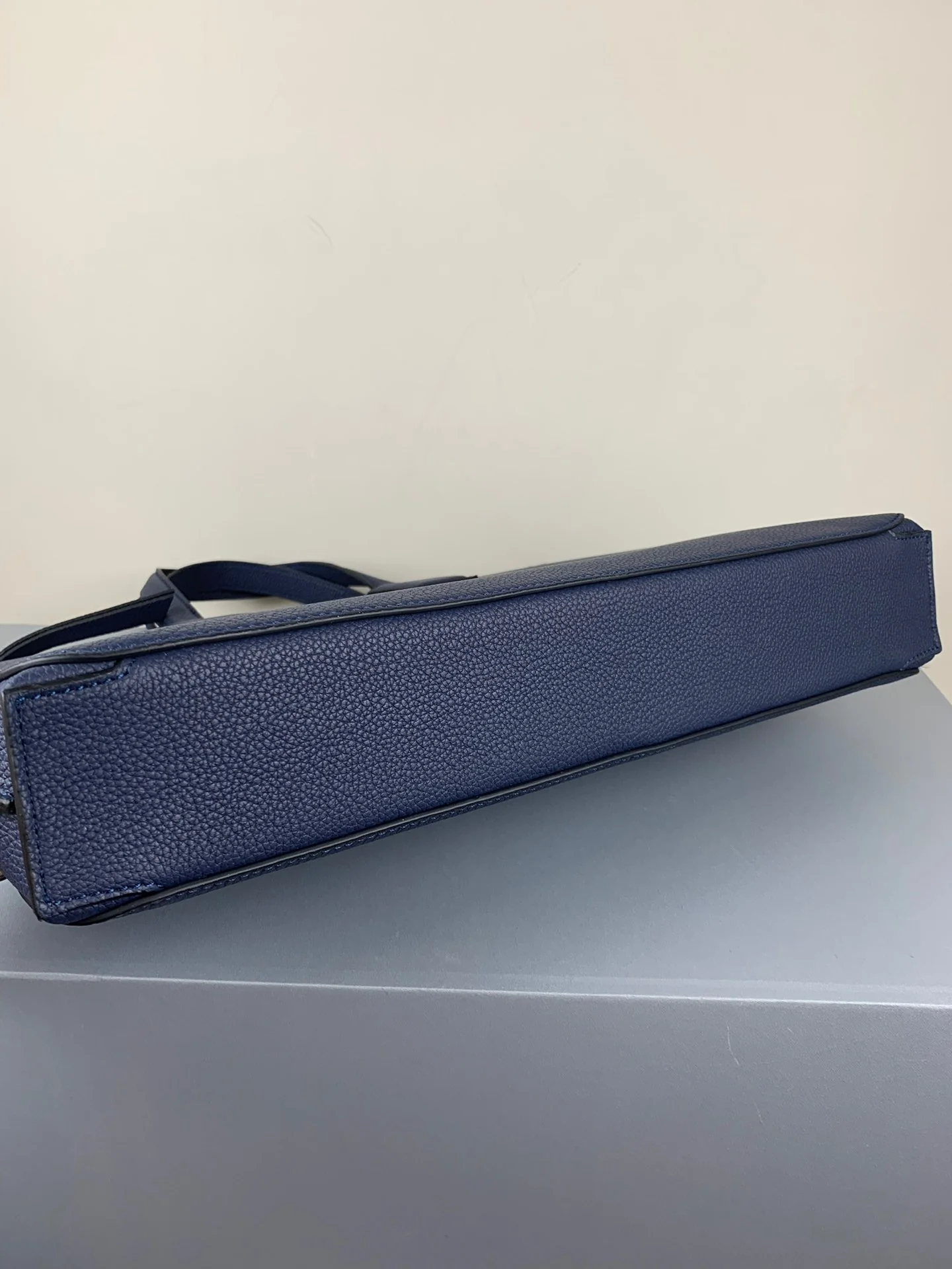 Loewe-goya-simple-briefcase