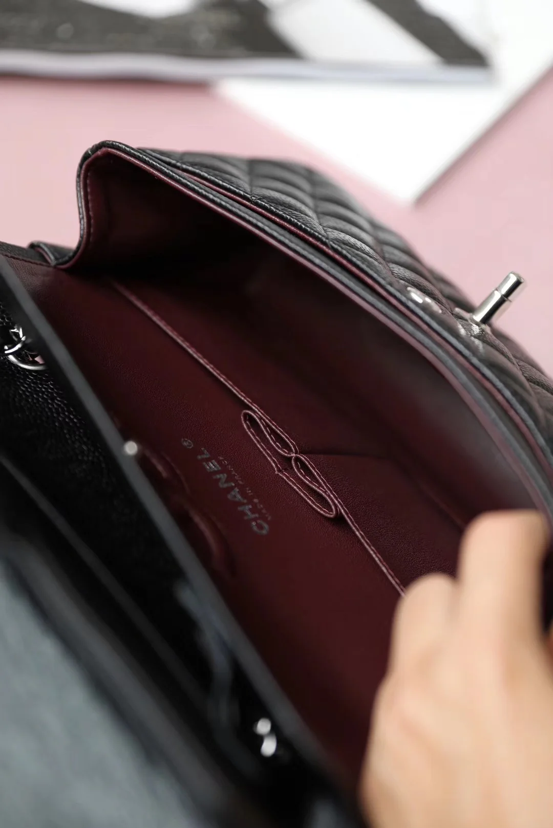 Chanel - Икра - Сумка CF - Черная с серебряной пряжкой - 23 см