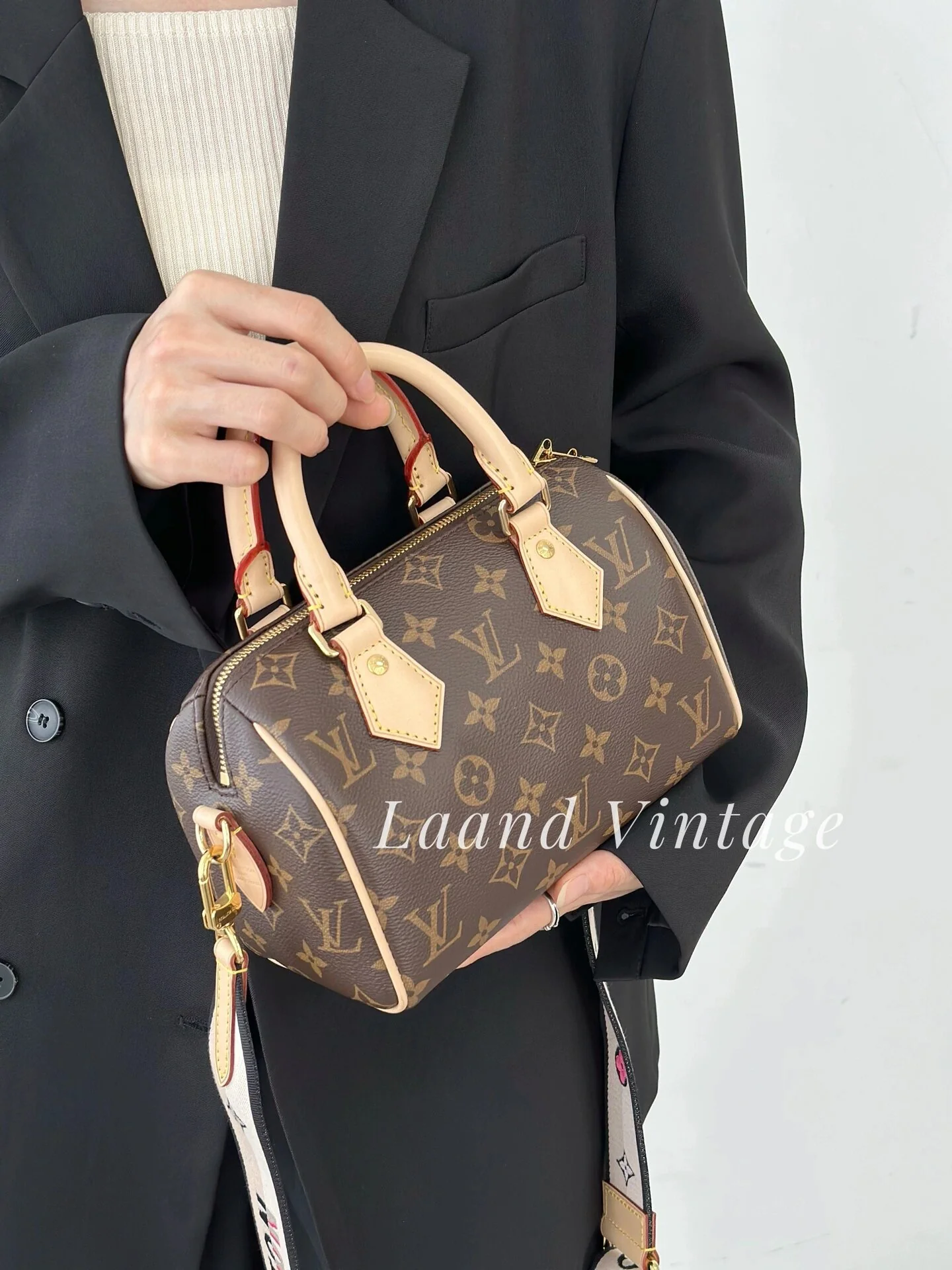 m46234-LV-speedy-bandouliere-20-classic monogram