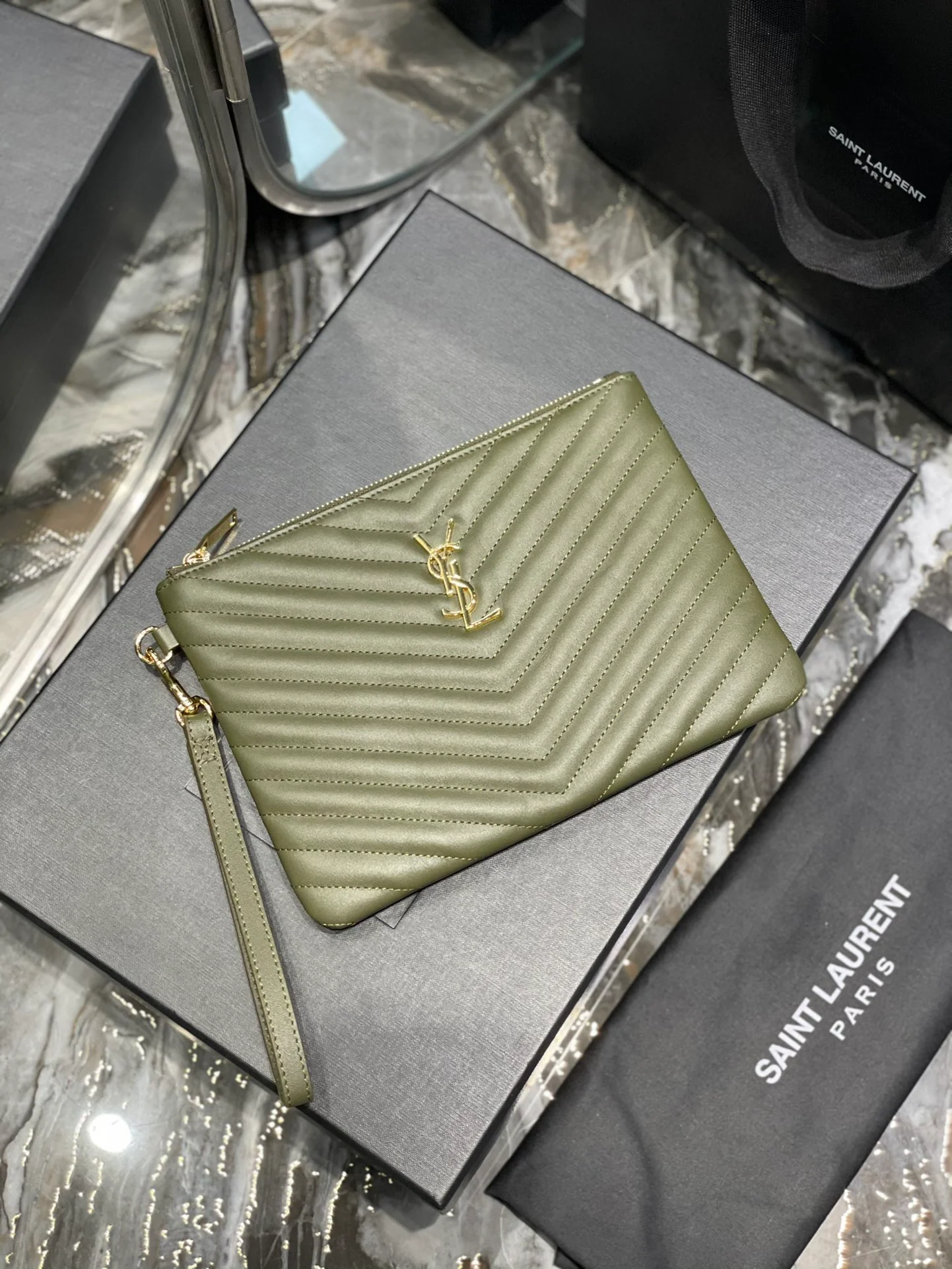 Клатч YSL Jacquard Patchwork Document Clutch — зеленый с золотой фурнитурой — 24 см