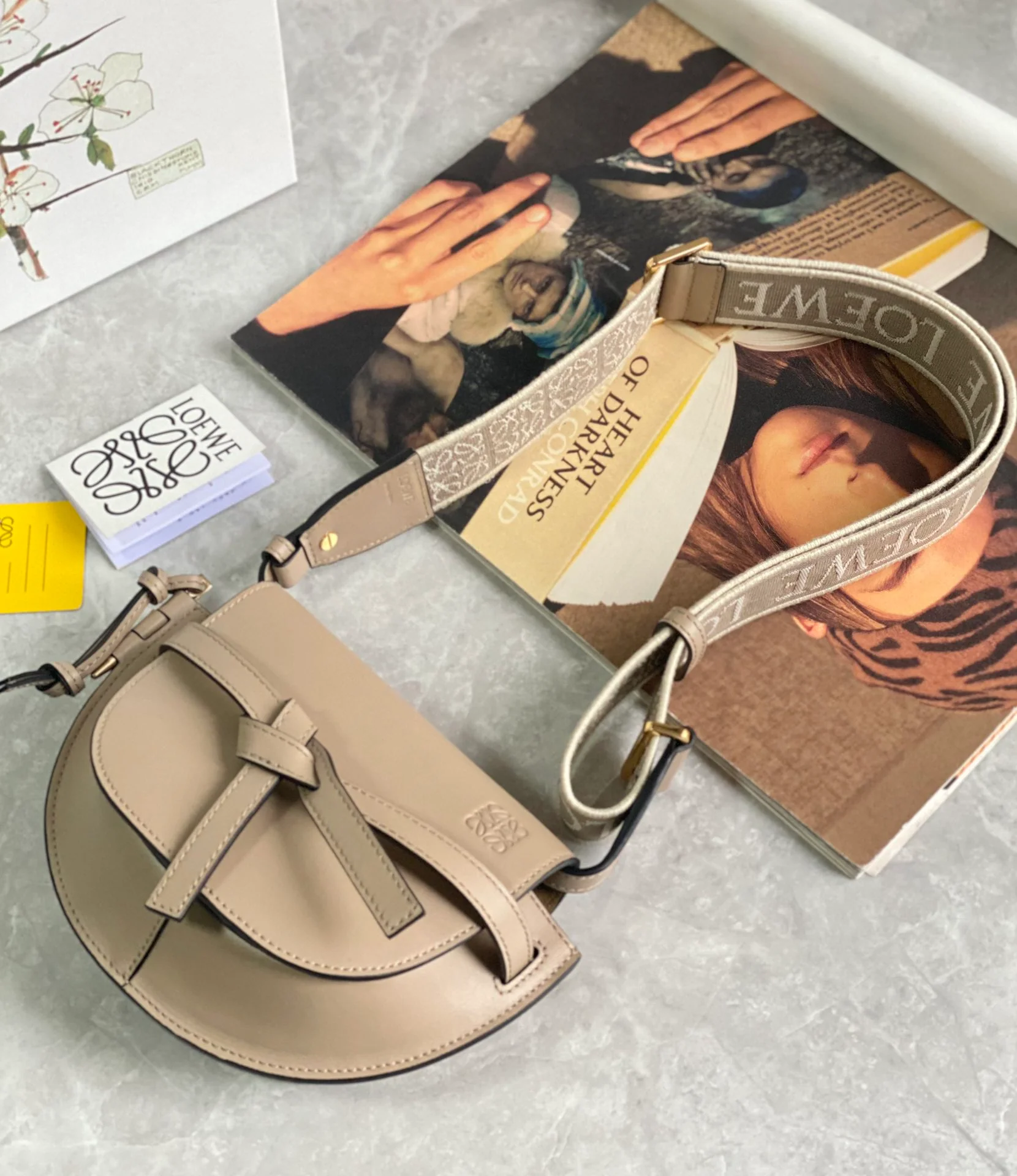 Loewe-gate-dual-apricot-mini