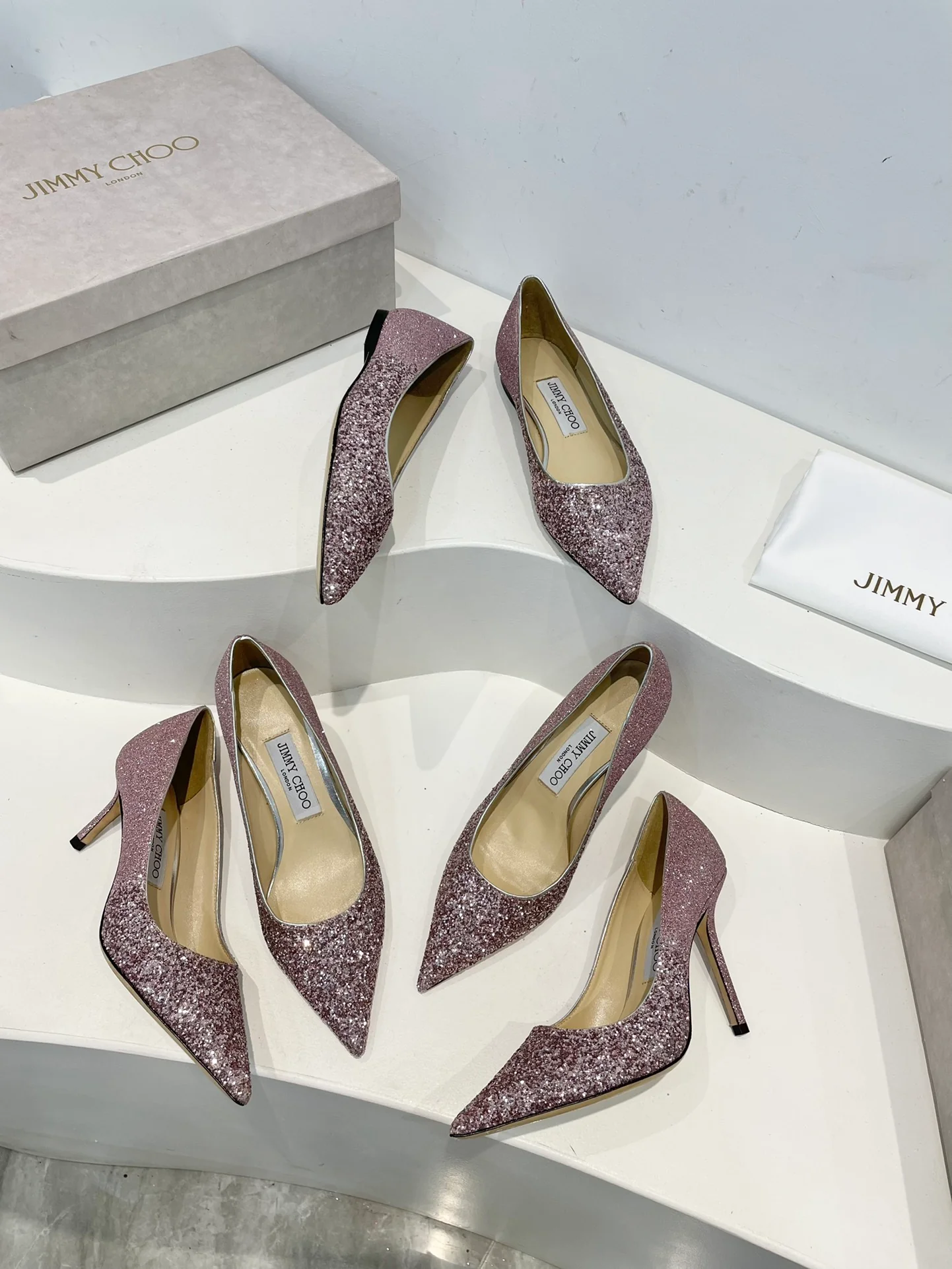 Туфли-лодочки Jimmy с острым носком на шпильке - цвет шампанского