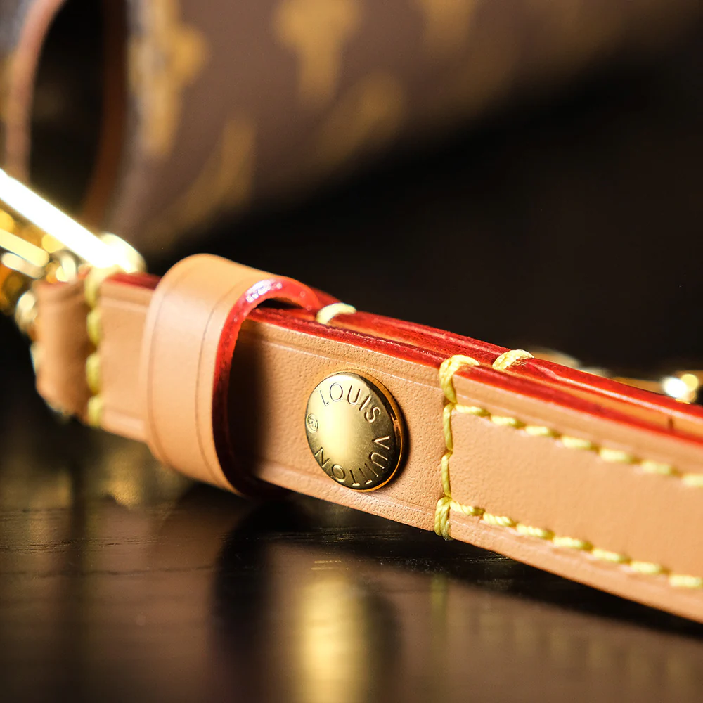 Маркировка в виде ромба на чипе LV - коричневая