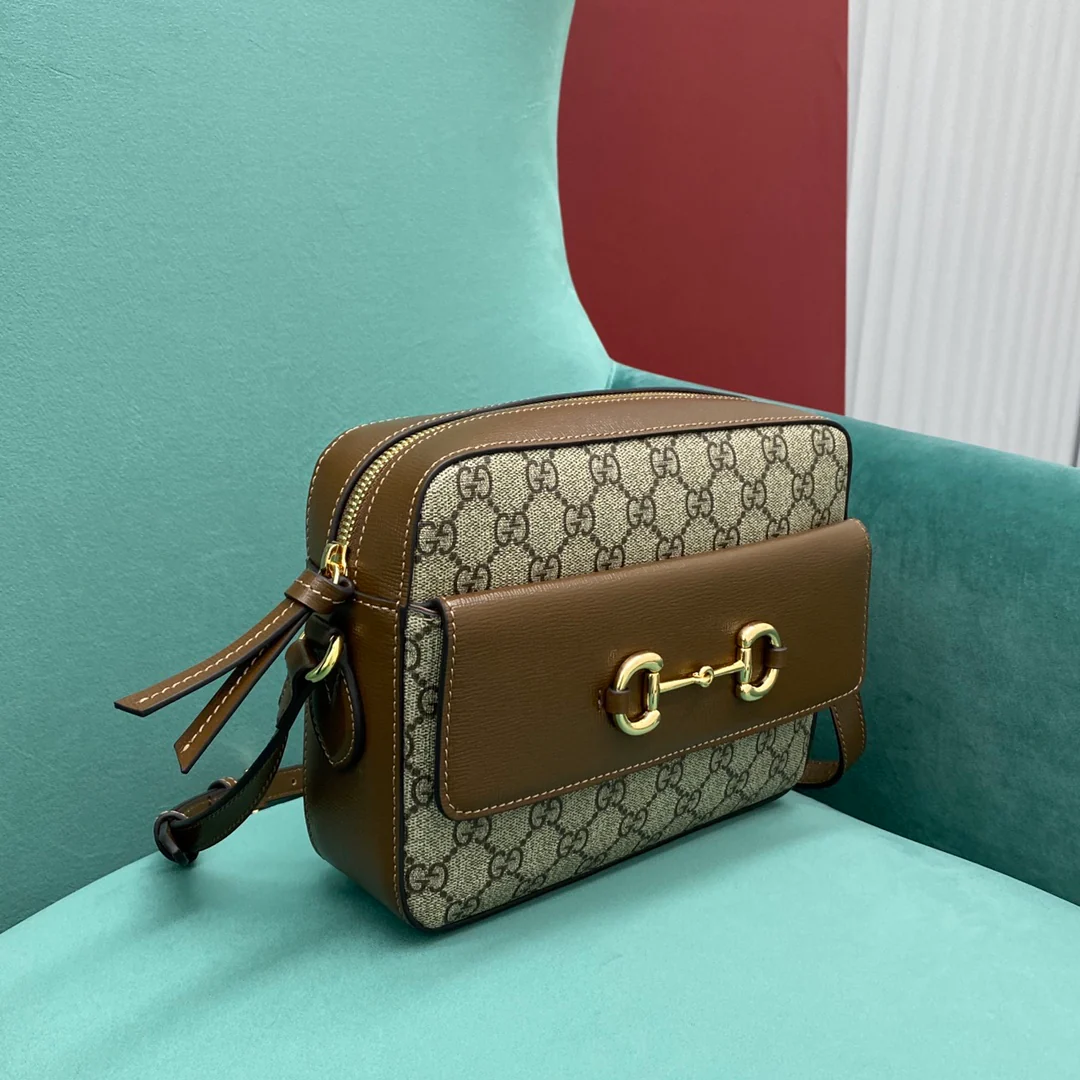 Сумка для фотоаппарата Gucci 1955 с пряжкой в ??виде подковы - 1 шт.