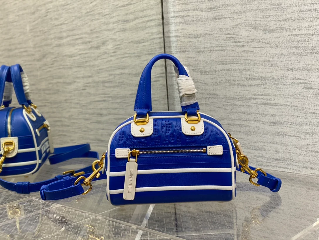 Сумка-боулинг Dior из коллекции весна/лето 2022 Vibe, маленький размер 7.