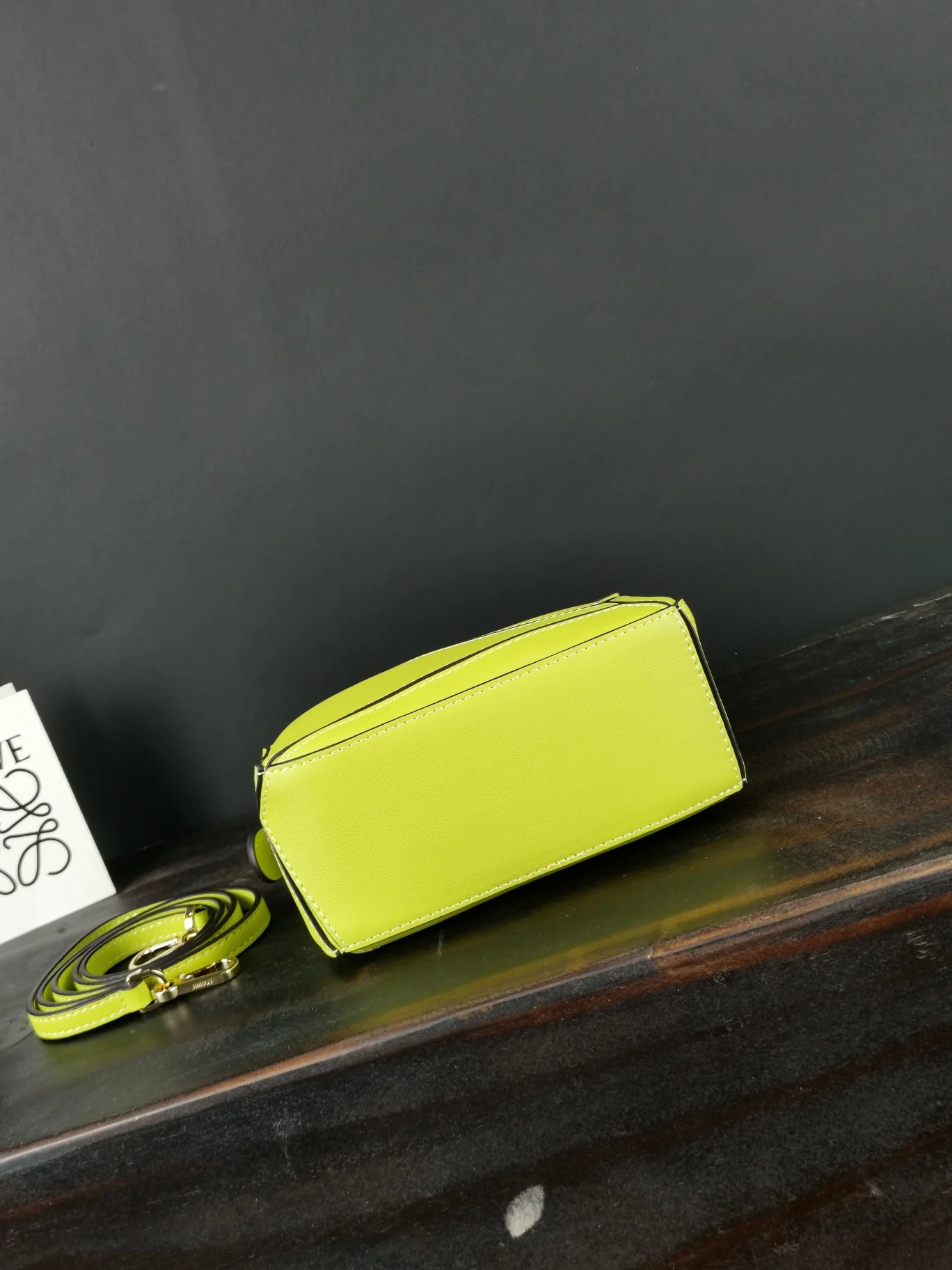 Мини-сумка Loewe Puzzle Bag из телячьей кожи - 24