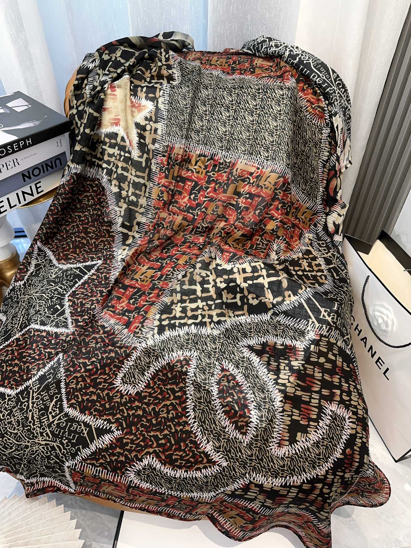 Кашемировый шарф Chanel 2024 Letter - 140-140