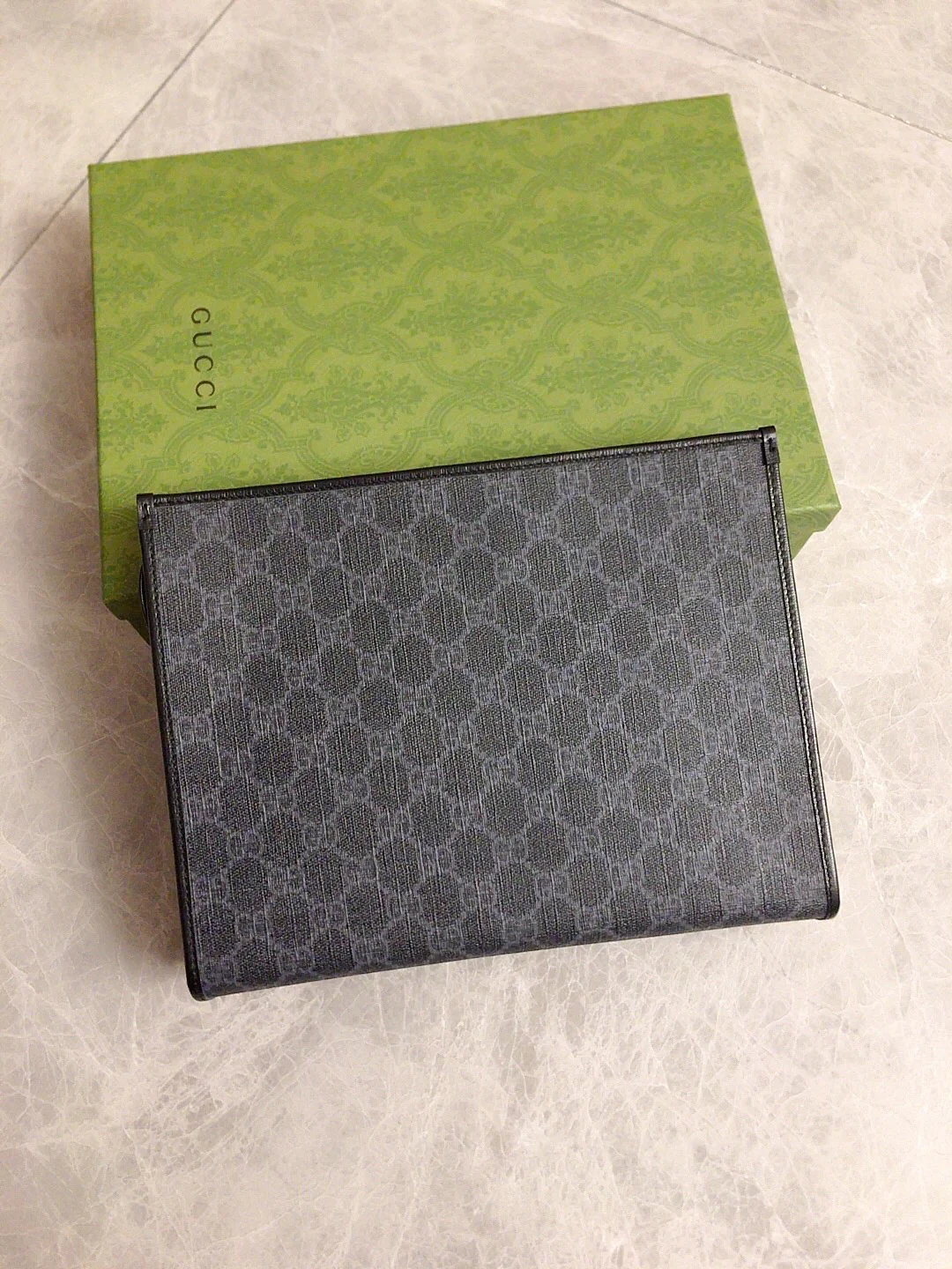 Gucci-新款老花手拿包