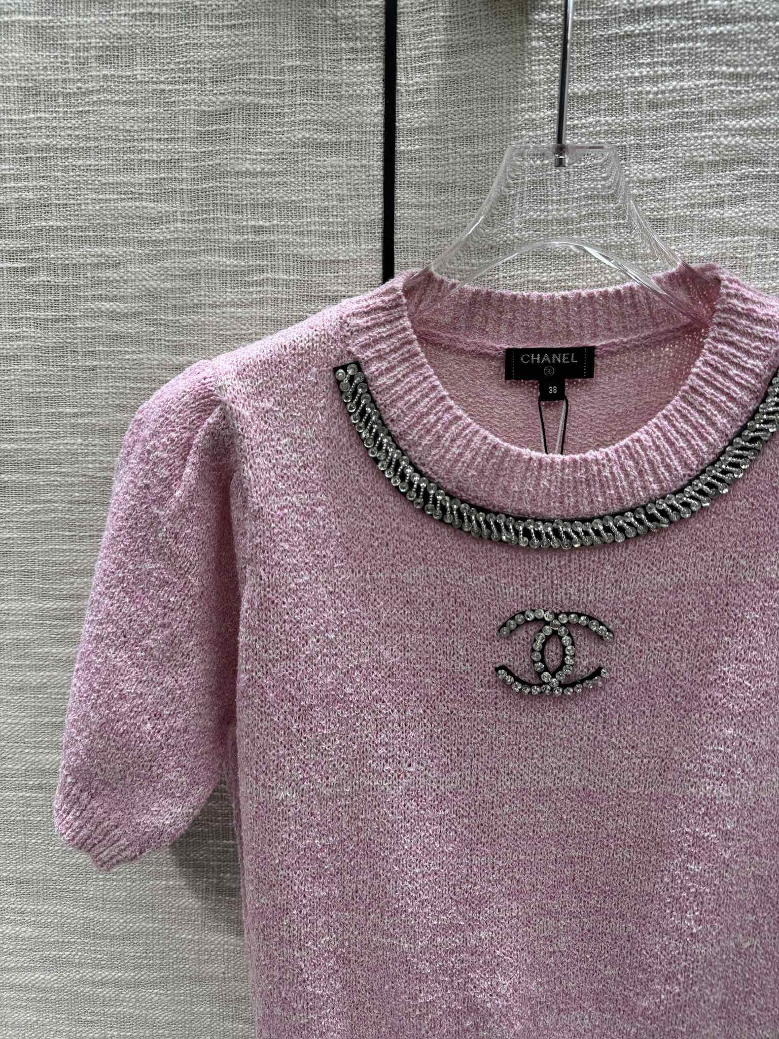 Футболка Chanel 2403 Double C Knit с коротким рукавом - розовая