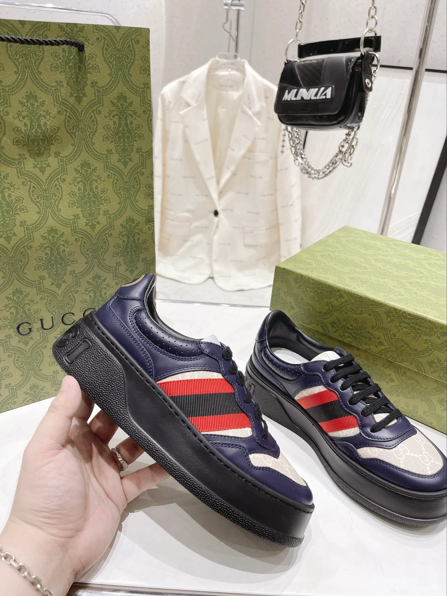 Кроссовки Gucci Chunky B Series на платформе - унисекс - черные