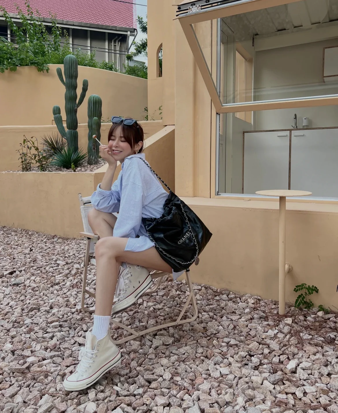 Сумка Chanel 22p 22bag, маленькая, черная, с серебряной пряжкой - 1 шт.