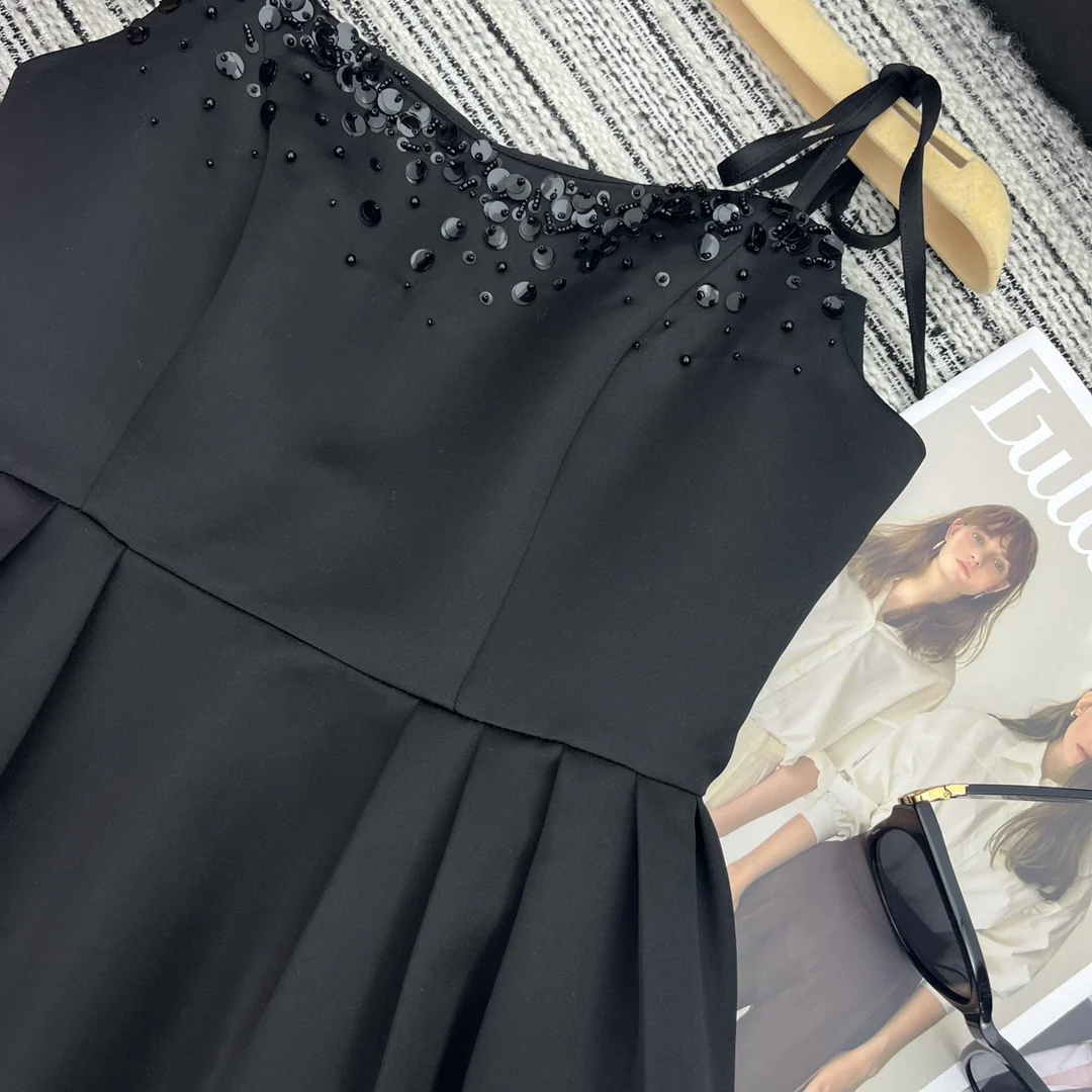 Miu Miu - 2404 - Новое платье-майка, расшитое бисером и пайетками.