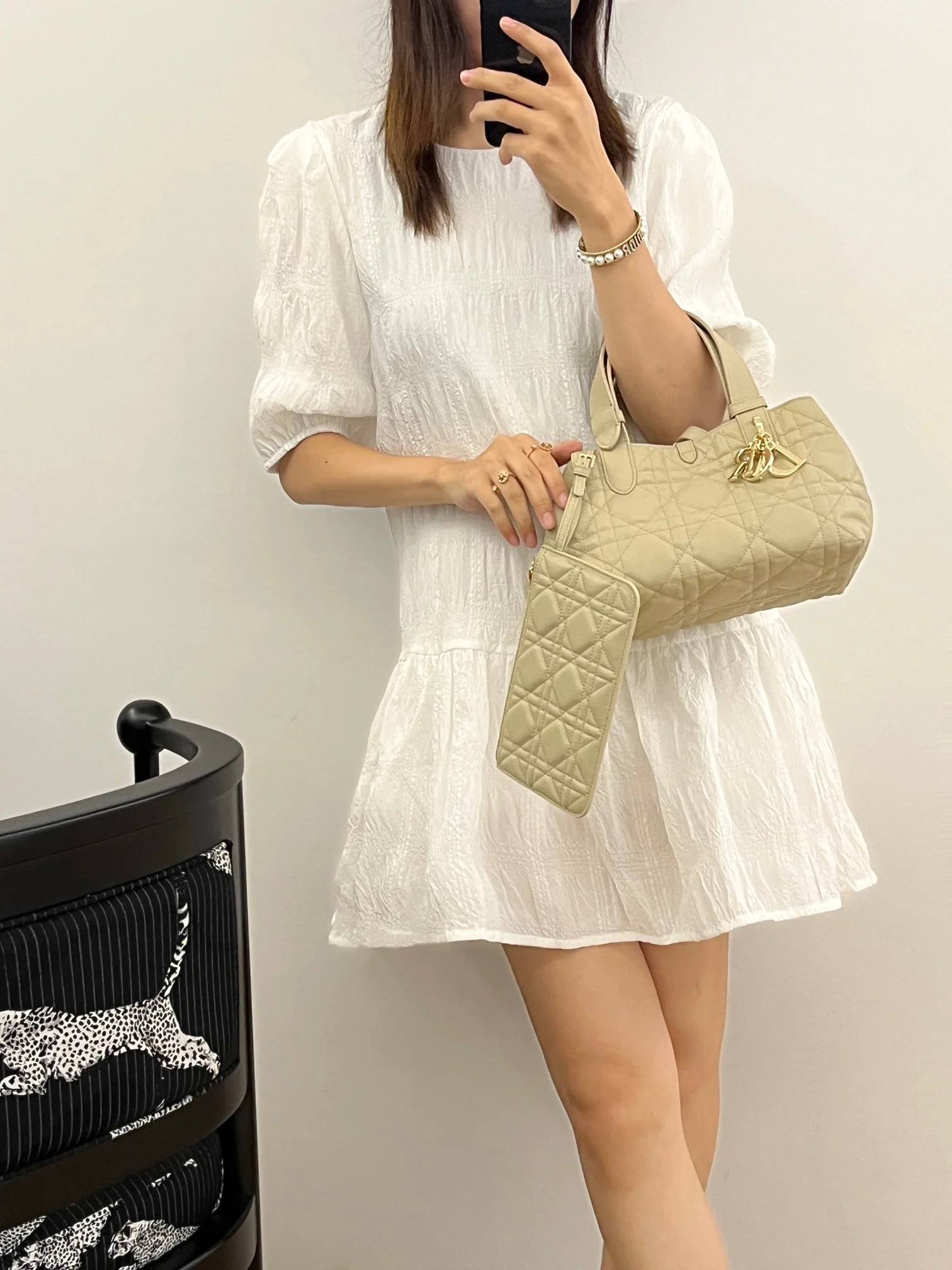 Большая сумка Cannage Dior Toujours, маленький размер, сливочно-абрикосовый цвет