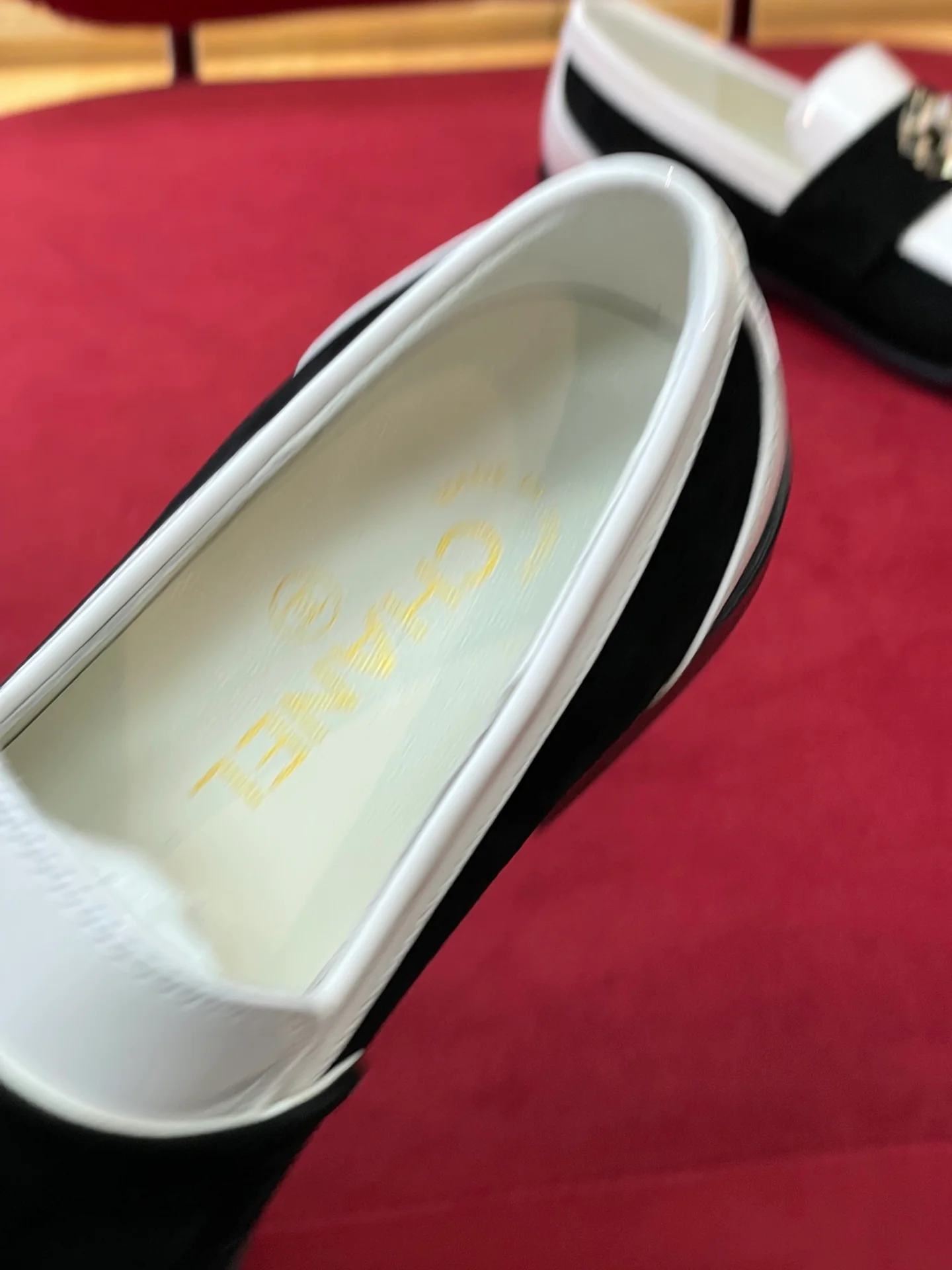 Новинка сезона осень/зима 2022 от Chanel - Лоферы