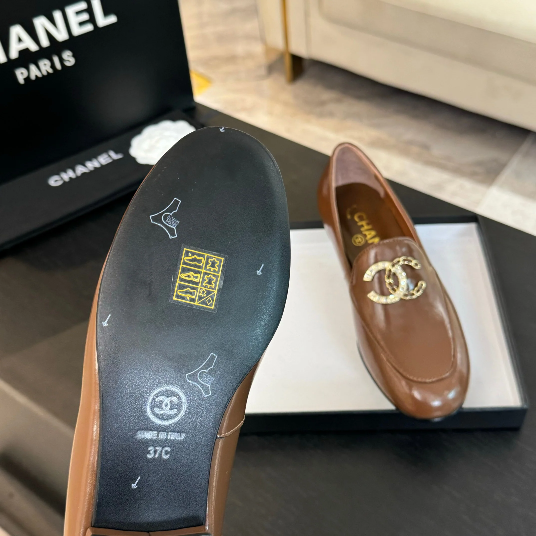 Ретро-туфли Chanel 2024 - Кофейно-коричневые