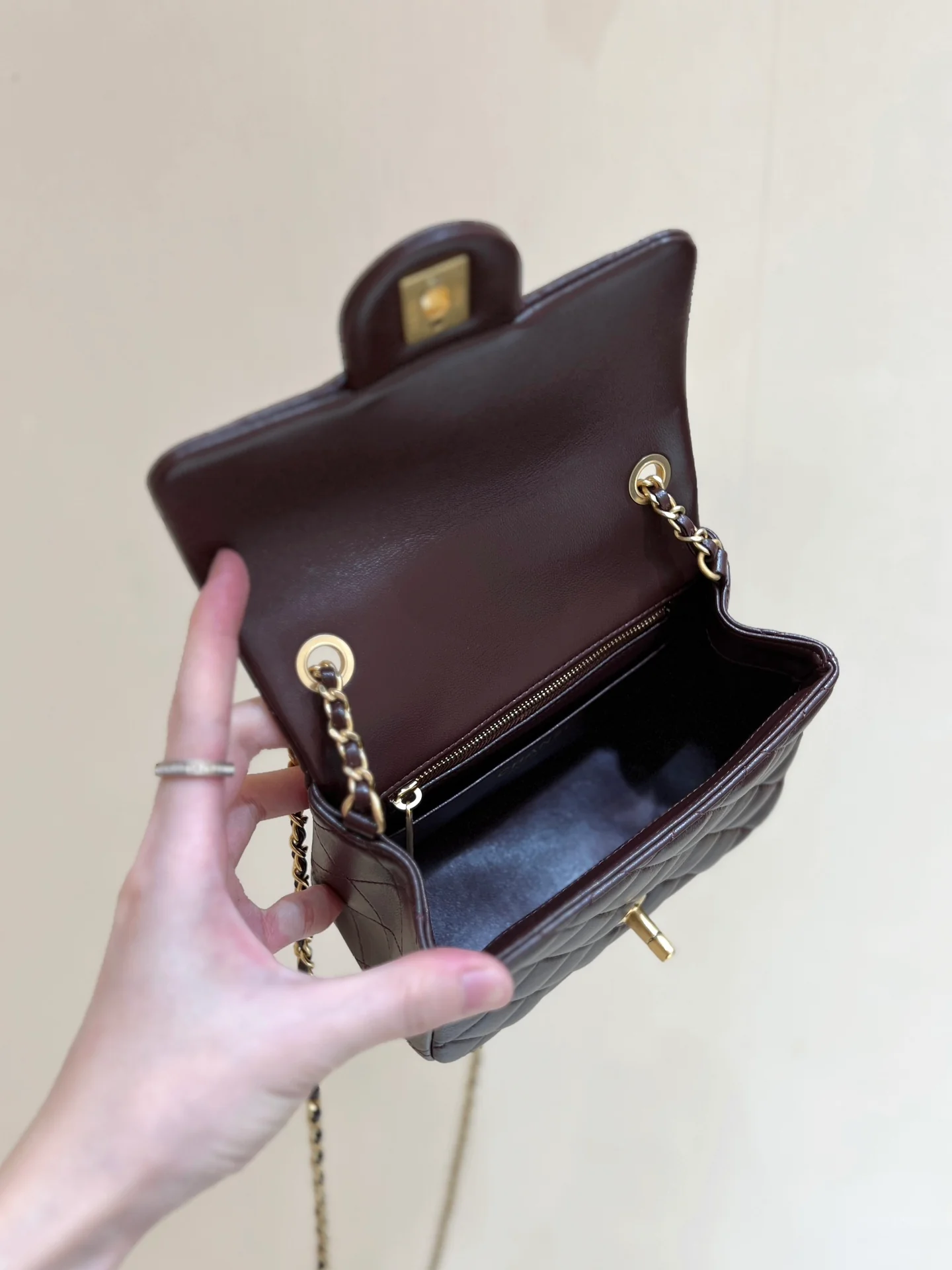 Chanel CF Gold Ball Square Fat Man - Burgundy