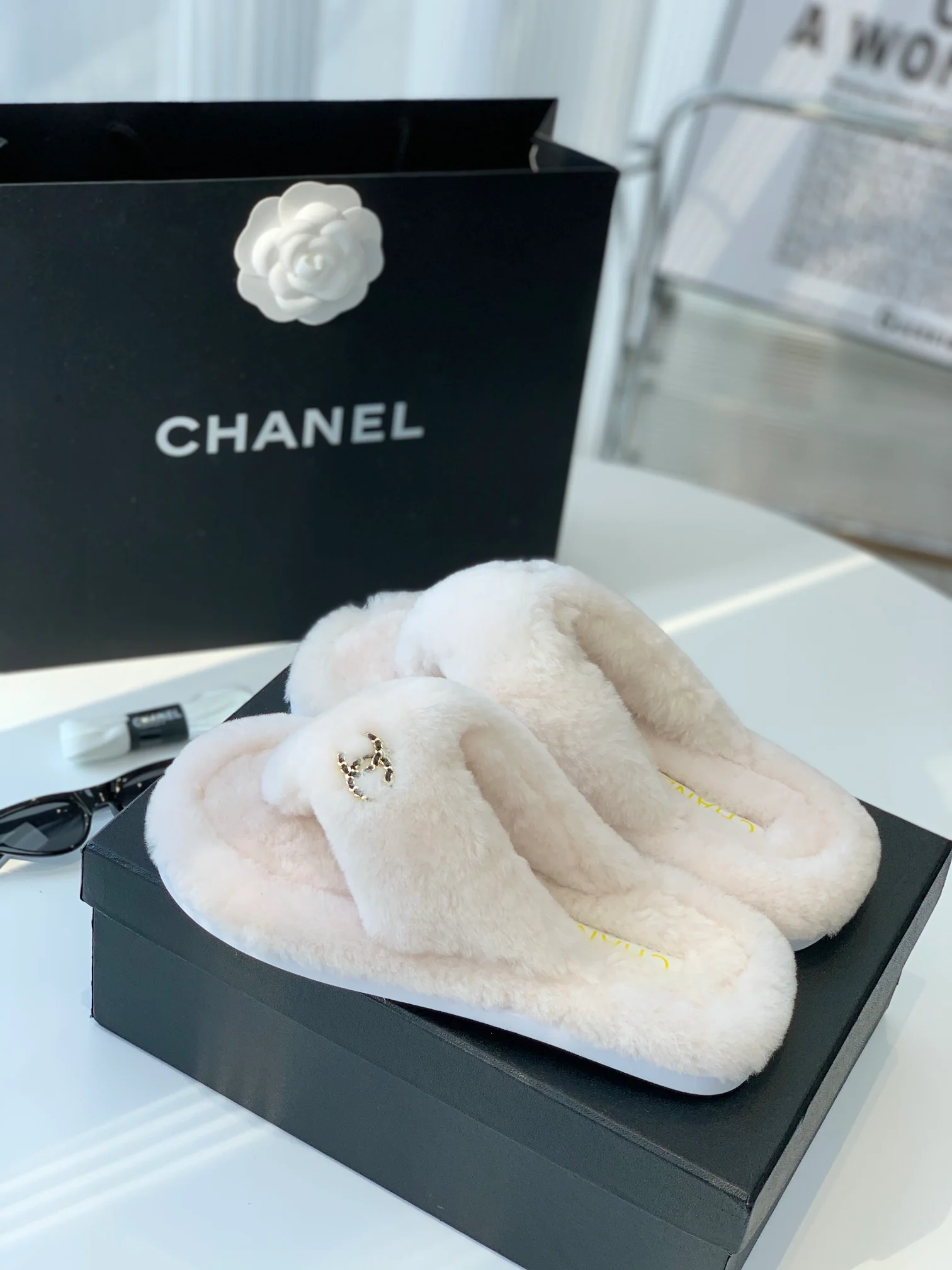 Домашние тапочки Chanel с двойным логотипом C - Размеры 35-39-40 (изготовление на заказ) - 1 шт.
