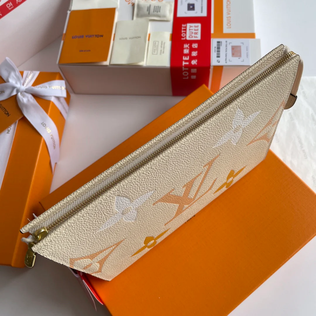 клатч lv-m80504