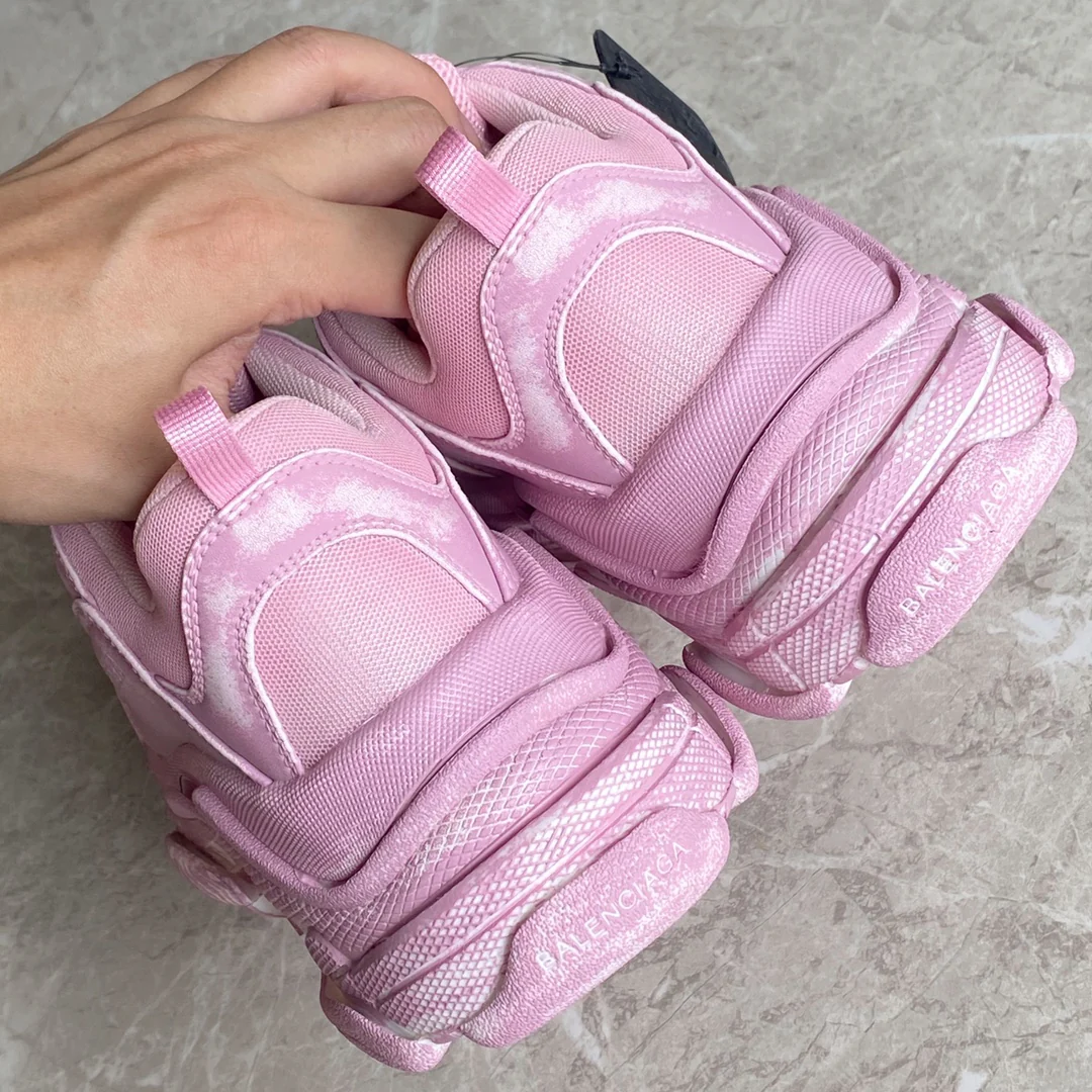 Balenciaga - Dad Shoes - 21