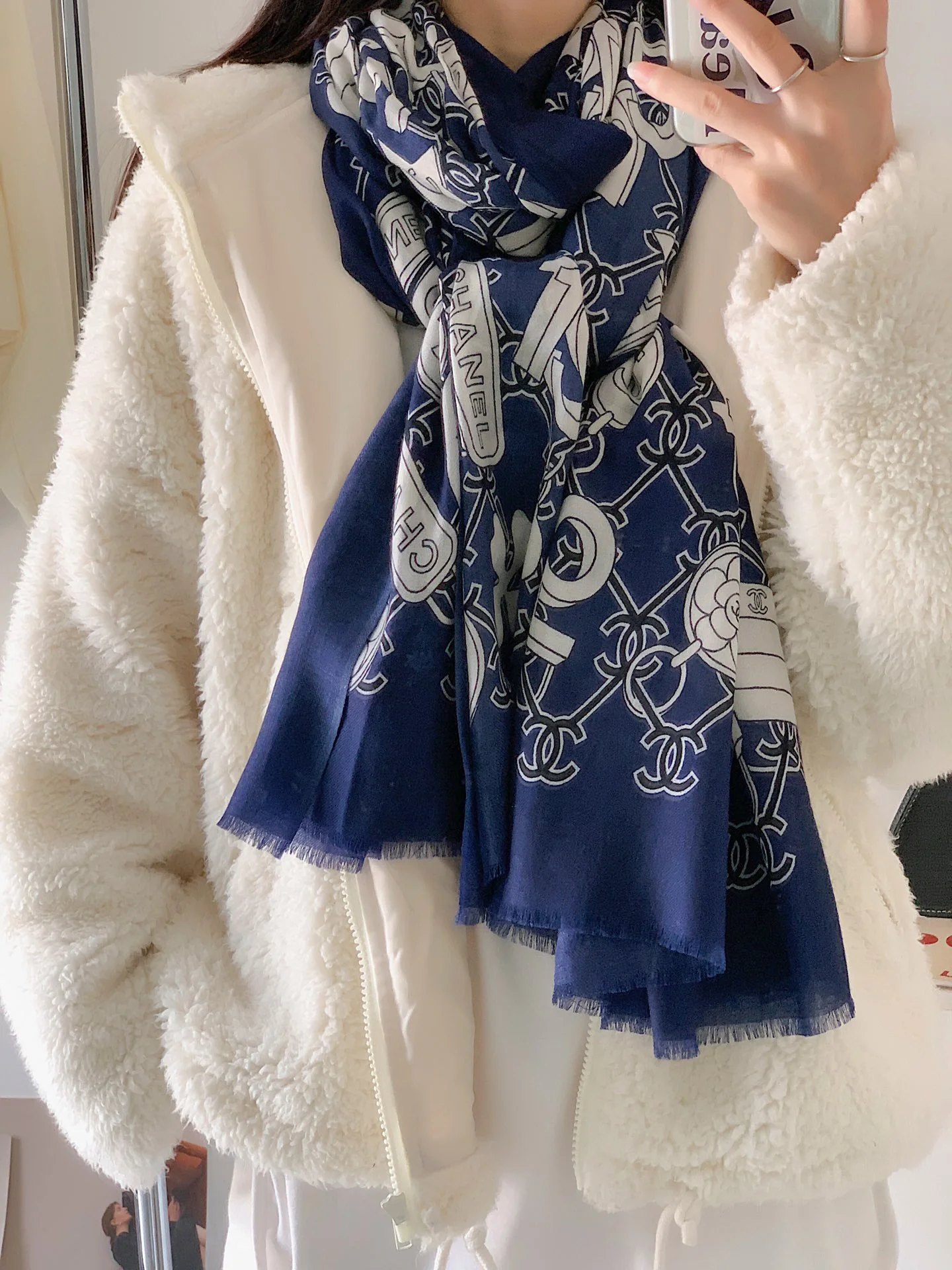 Шарф Chanel с цифровым рисунком - 100-200 см - кашемир 300 нитей.