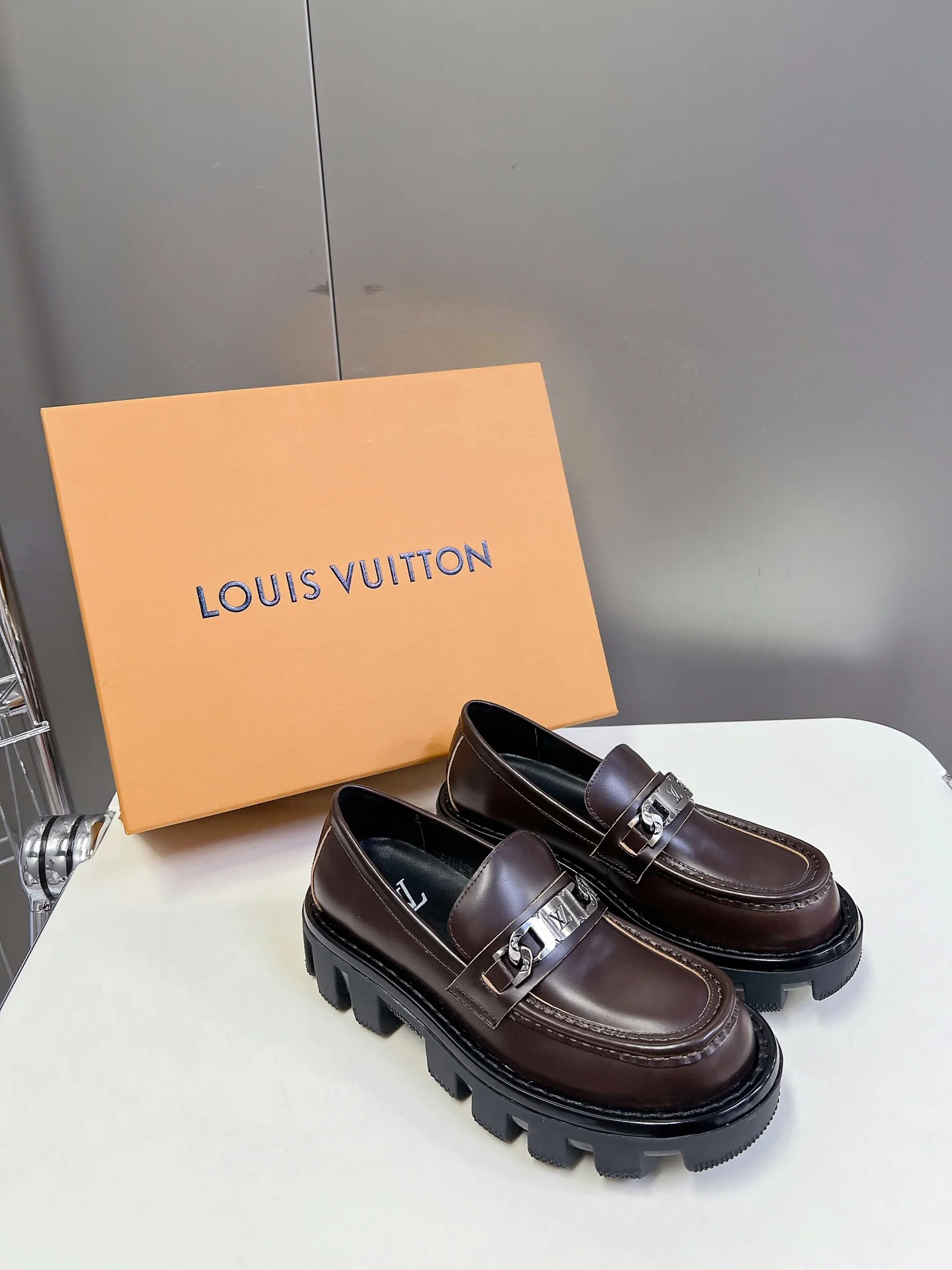 LV - Кожаные туфли на платформе - Темно-коричневые
