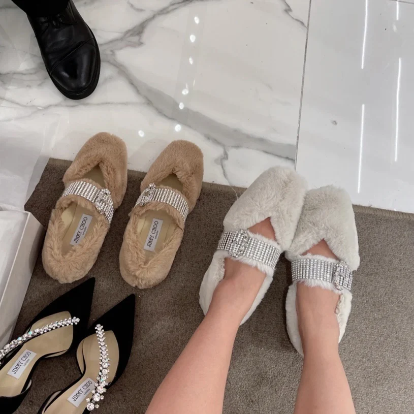 Джимми - Пушистые балетки - Фотографии в одежде