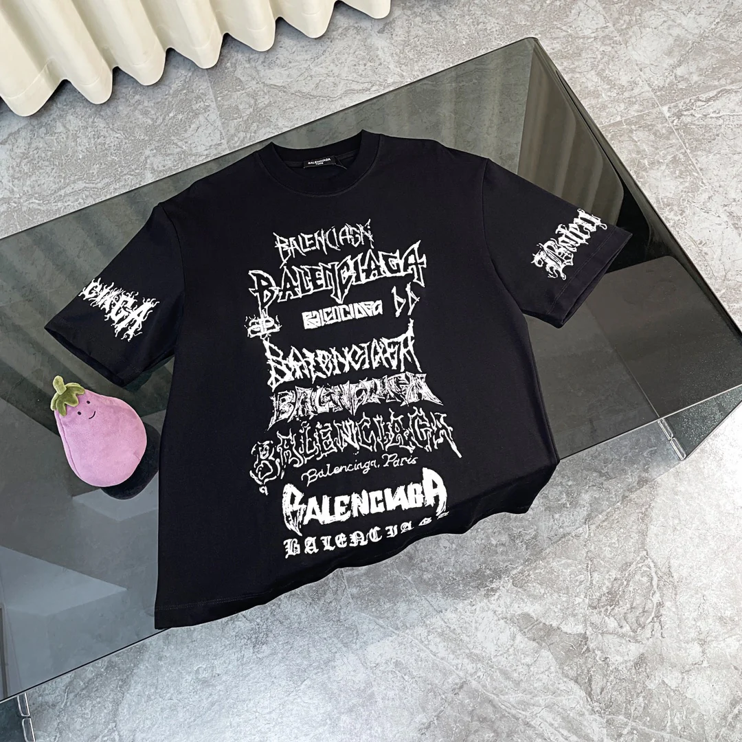 Футболка Balenciaga 2404 ?Год Дракона?, лимитированная серия, с круглым вырезом и коротким рукавом — черная.