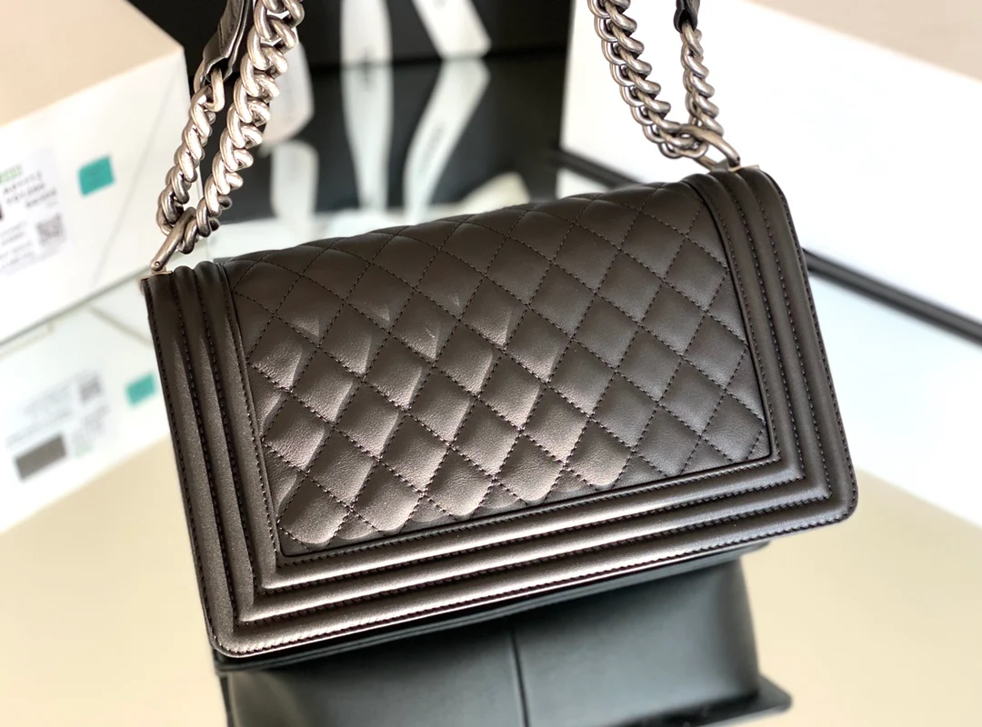 Chanel Boy - 25 см - 45