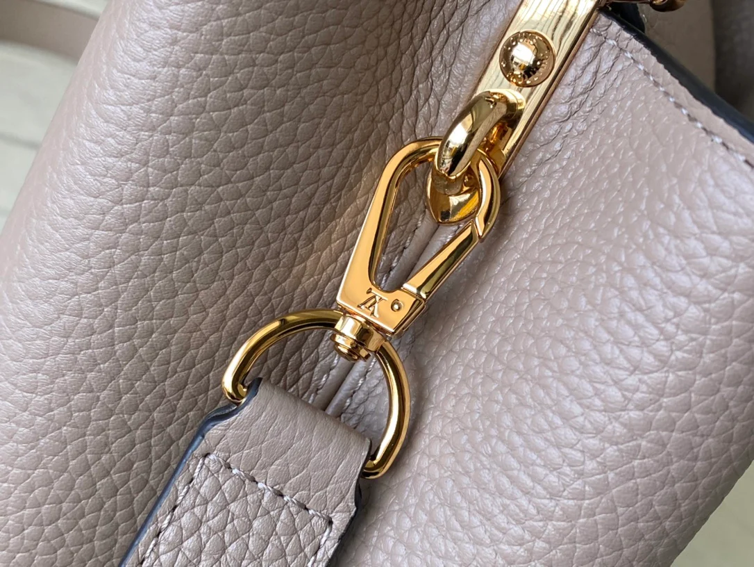 LV-m24736-capucinesbb маленькая сумочка-серая