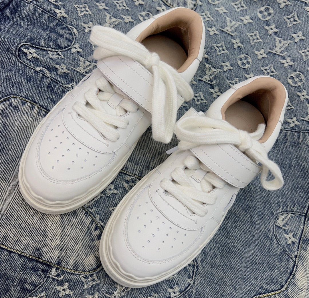 Спортивные кроссовки Chloe-Lauren серии Velcro - белые.