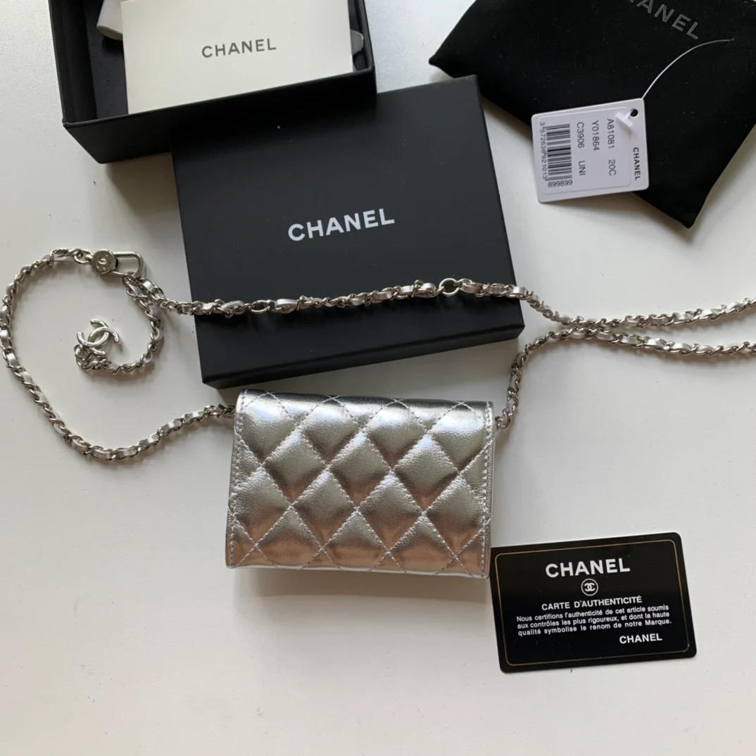 Кошелек для монет Chanel CF на цепочке